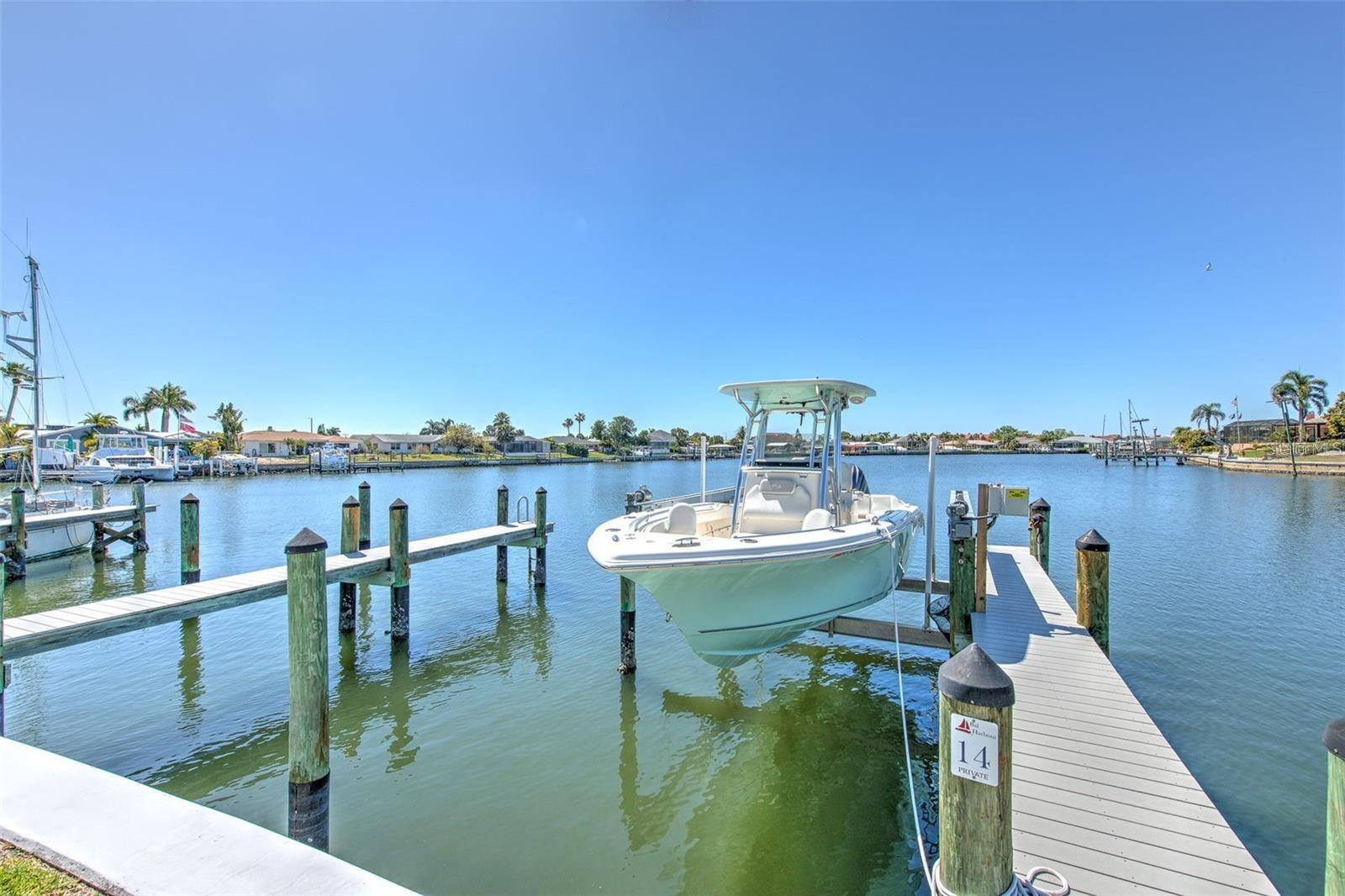 1008 APOLLO BEACH BLVD #201, APOLLO BEACH, FL, 33572