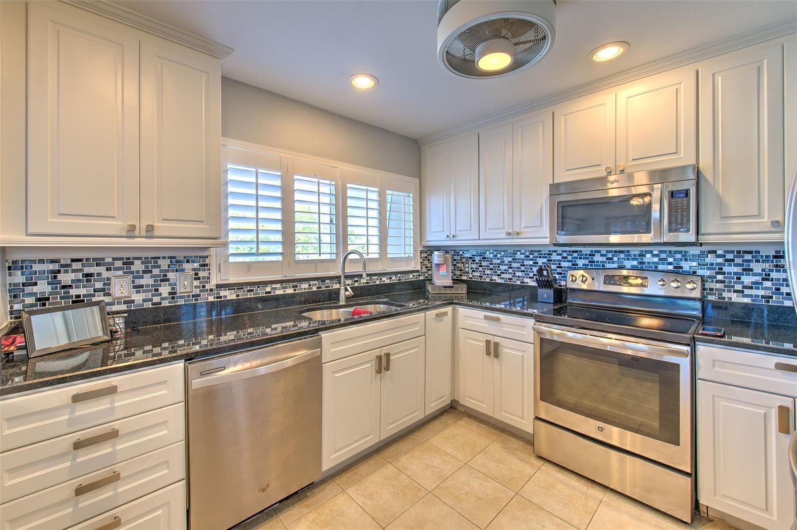 1008 APOLLO BEACH BLVD #201, APOLLO BEACH, FL, 33572