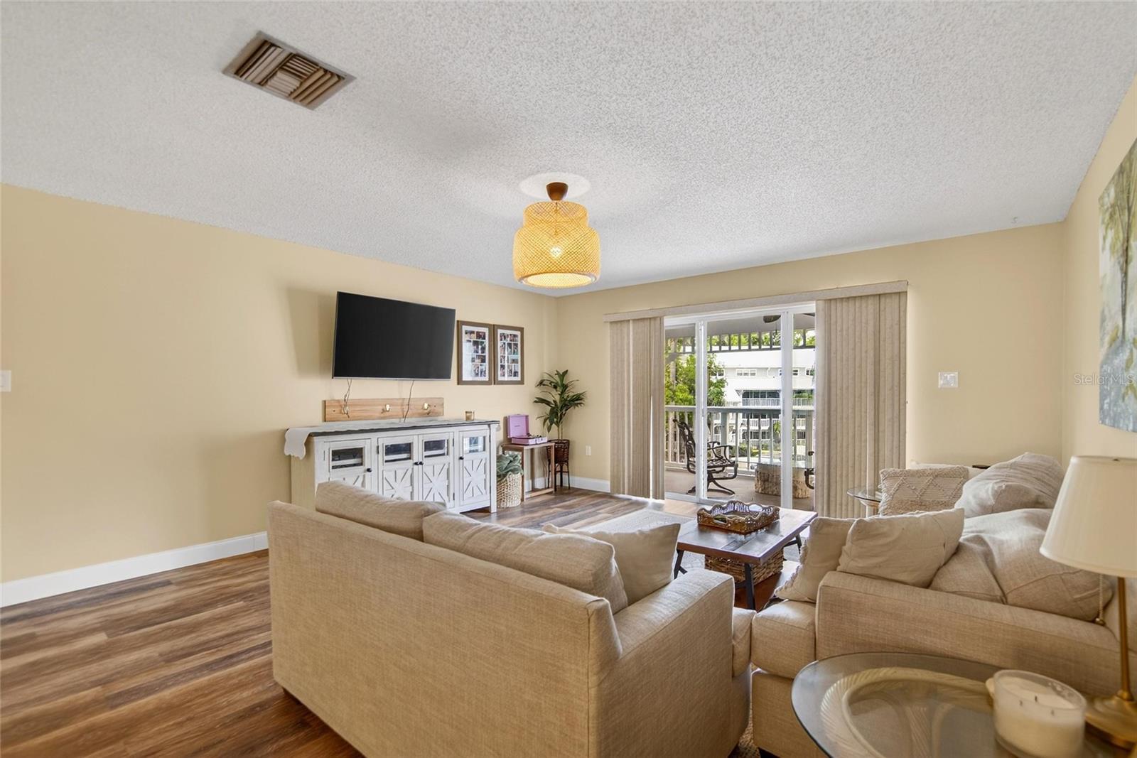 2599 DOLLY BAY DR #305, PALM HARBOR, FL, 34684