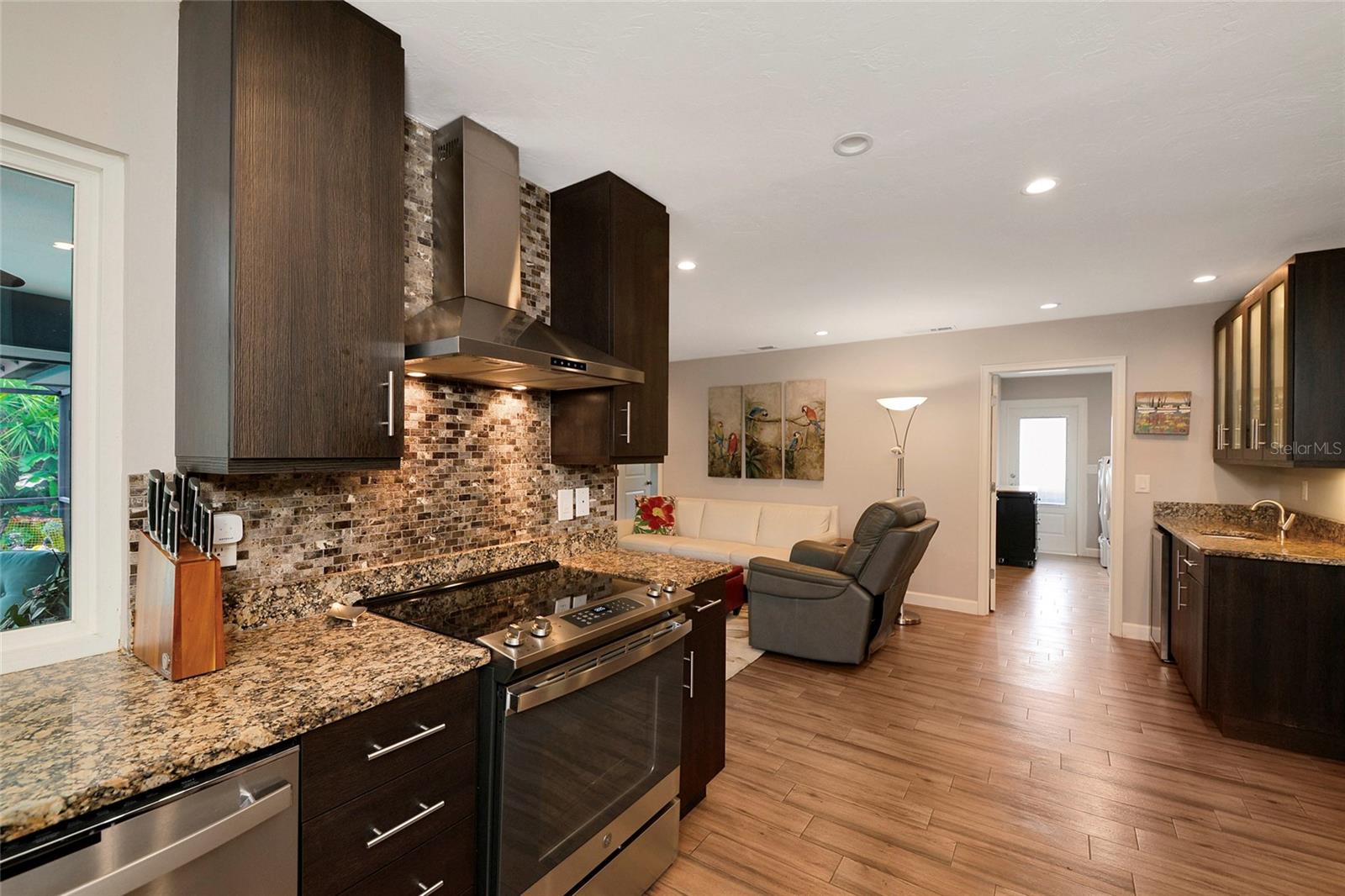 157 LOOKOUT POINT DR, OSPREY, FL, 34229