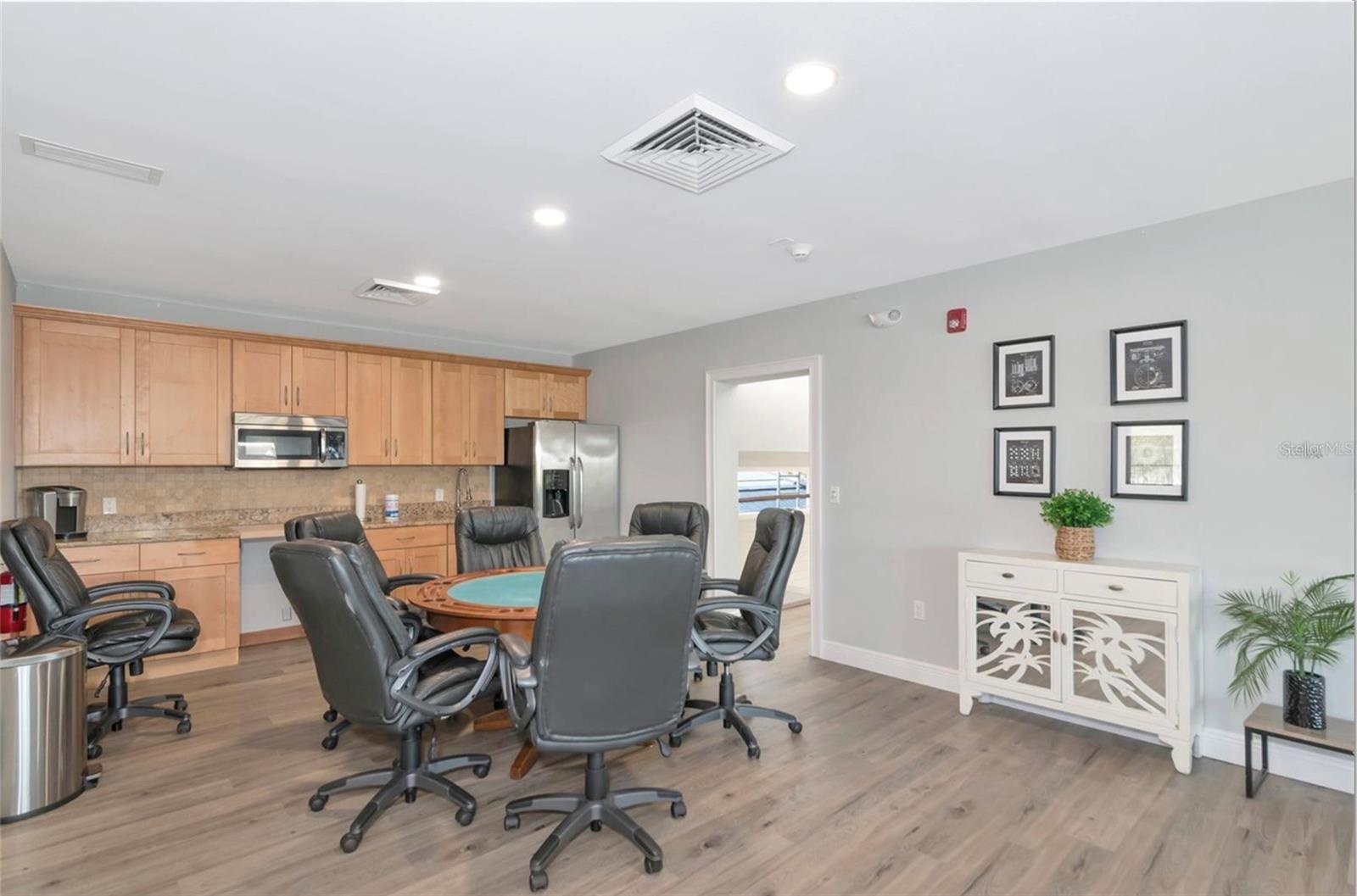 157 LOOKOUT POINT DR, OSPREY, FL, 34229
