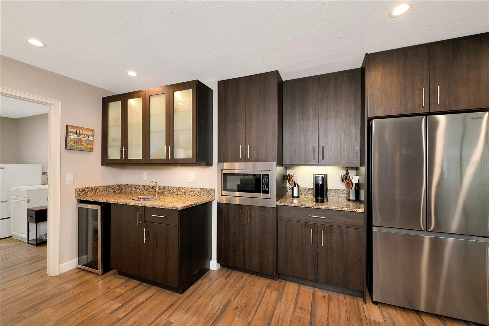 157 LOOKOUT POINT DR, OSPREY, FL, 34229