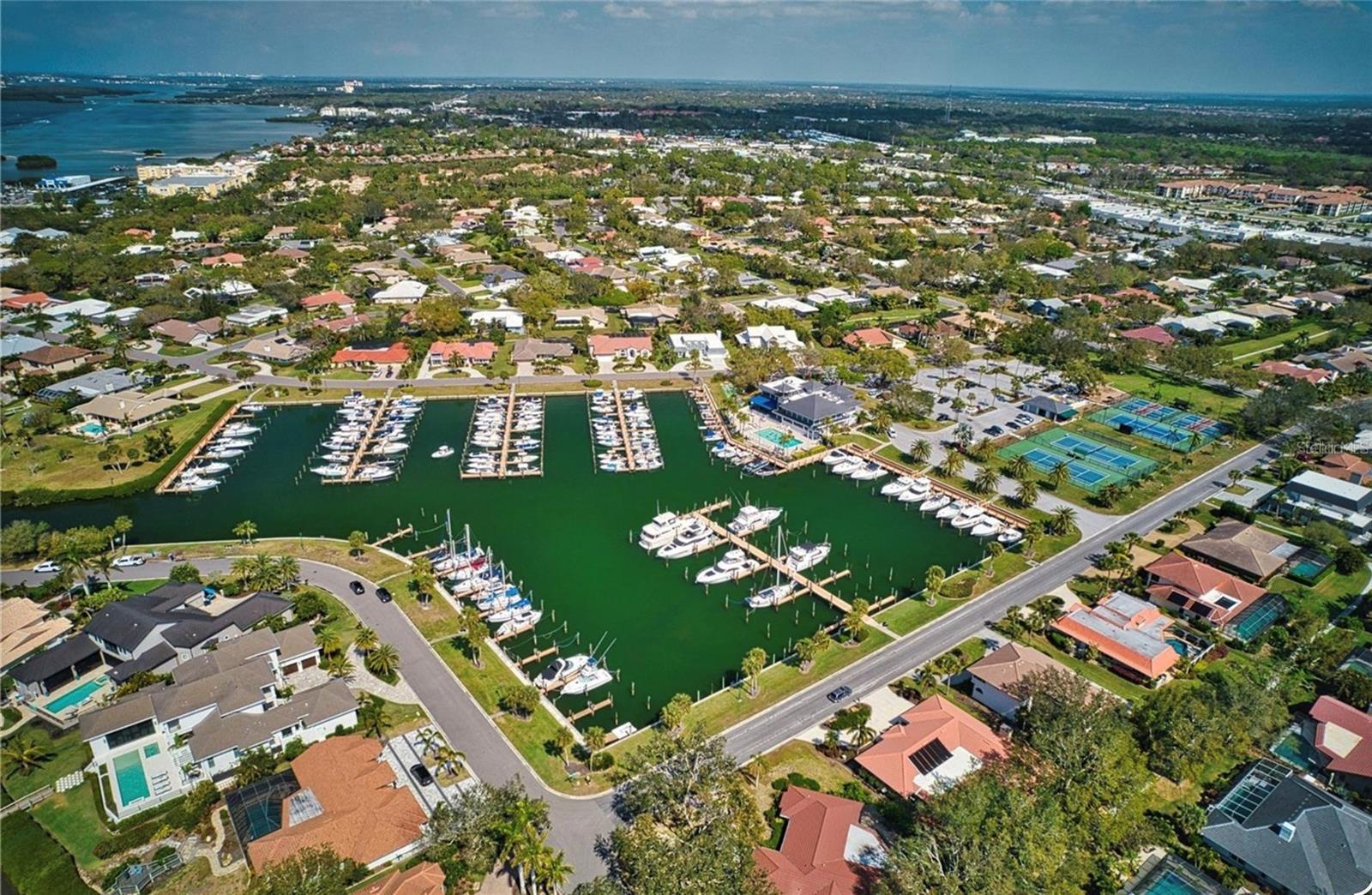 157 LOOKOUT POINT DR, OSPREY, FL, 34229
