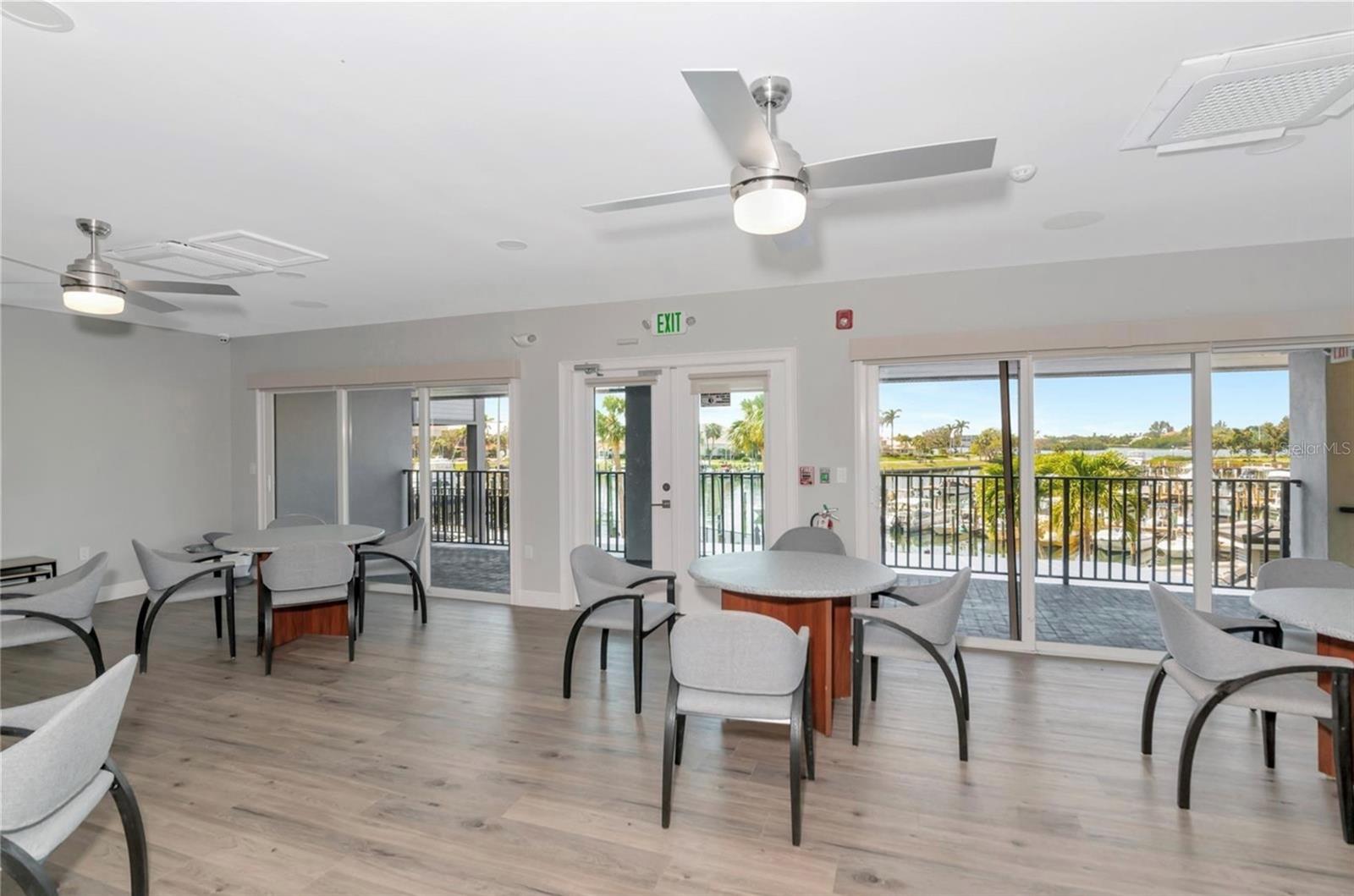 157 LOOKOUT POINT DR, OSPREY, FL, 34229