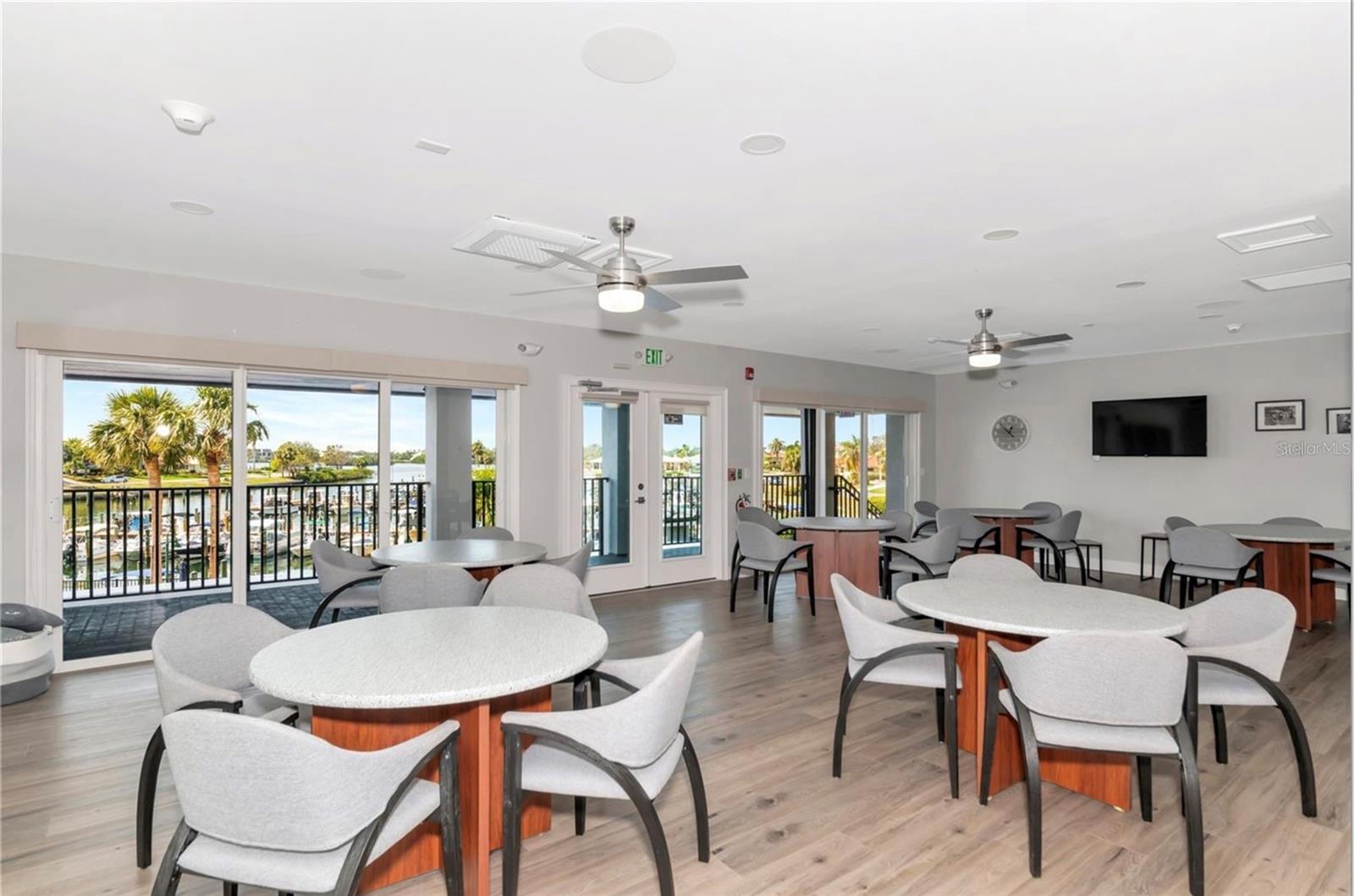 157 LOOKOUT POINT DR, OSPREY, FL, 34229
