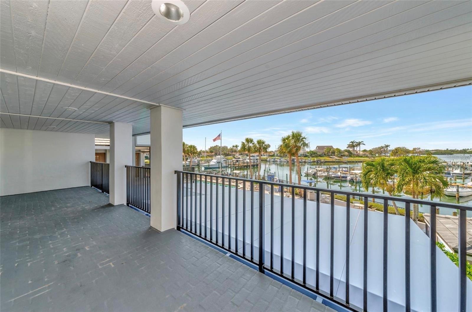 157 LOOKOUT POINT DR, OSPREY, FL, 34229