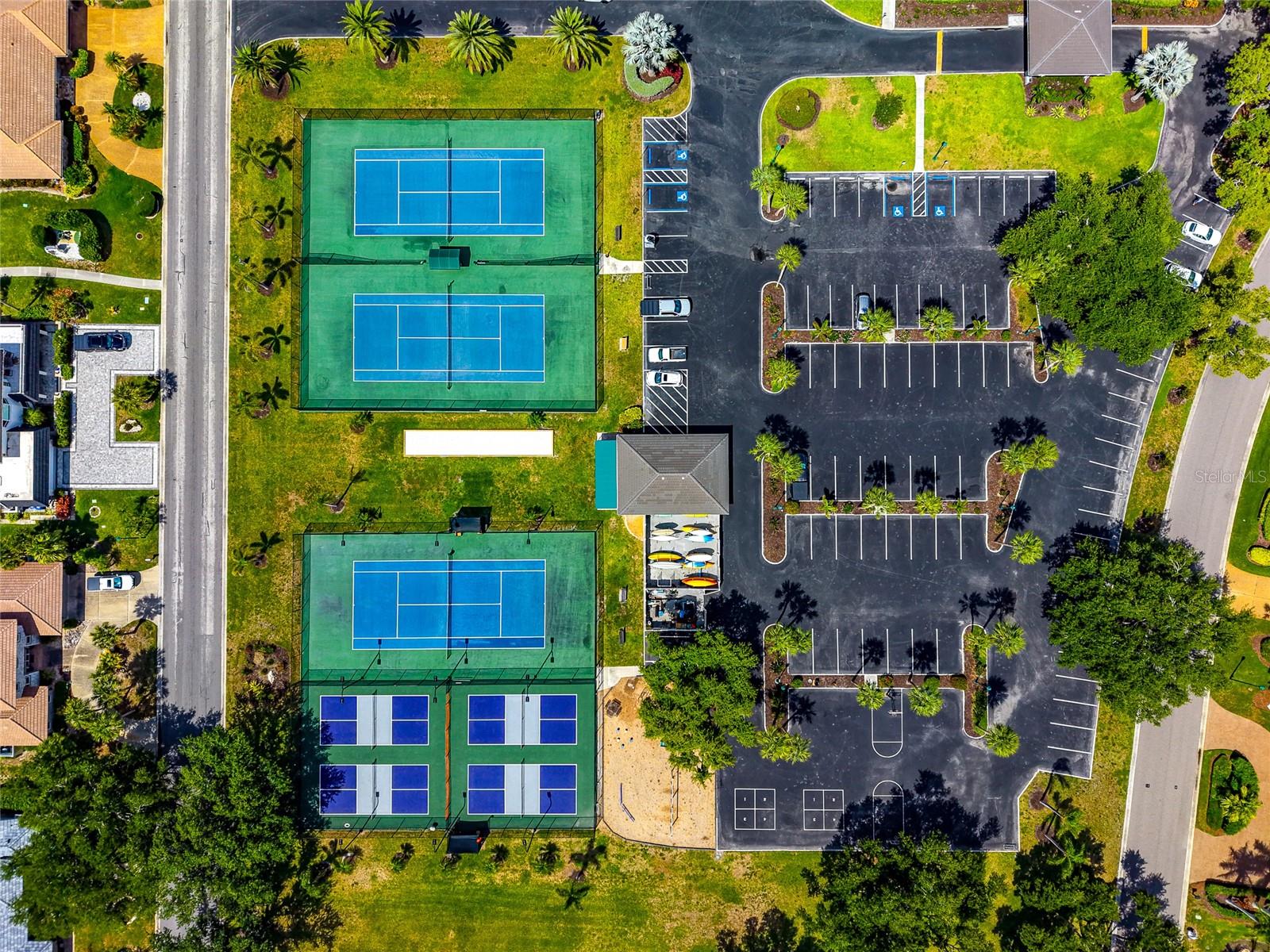 157 LOOKOUT POINT DR, OSPREY, FL, 34229