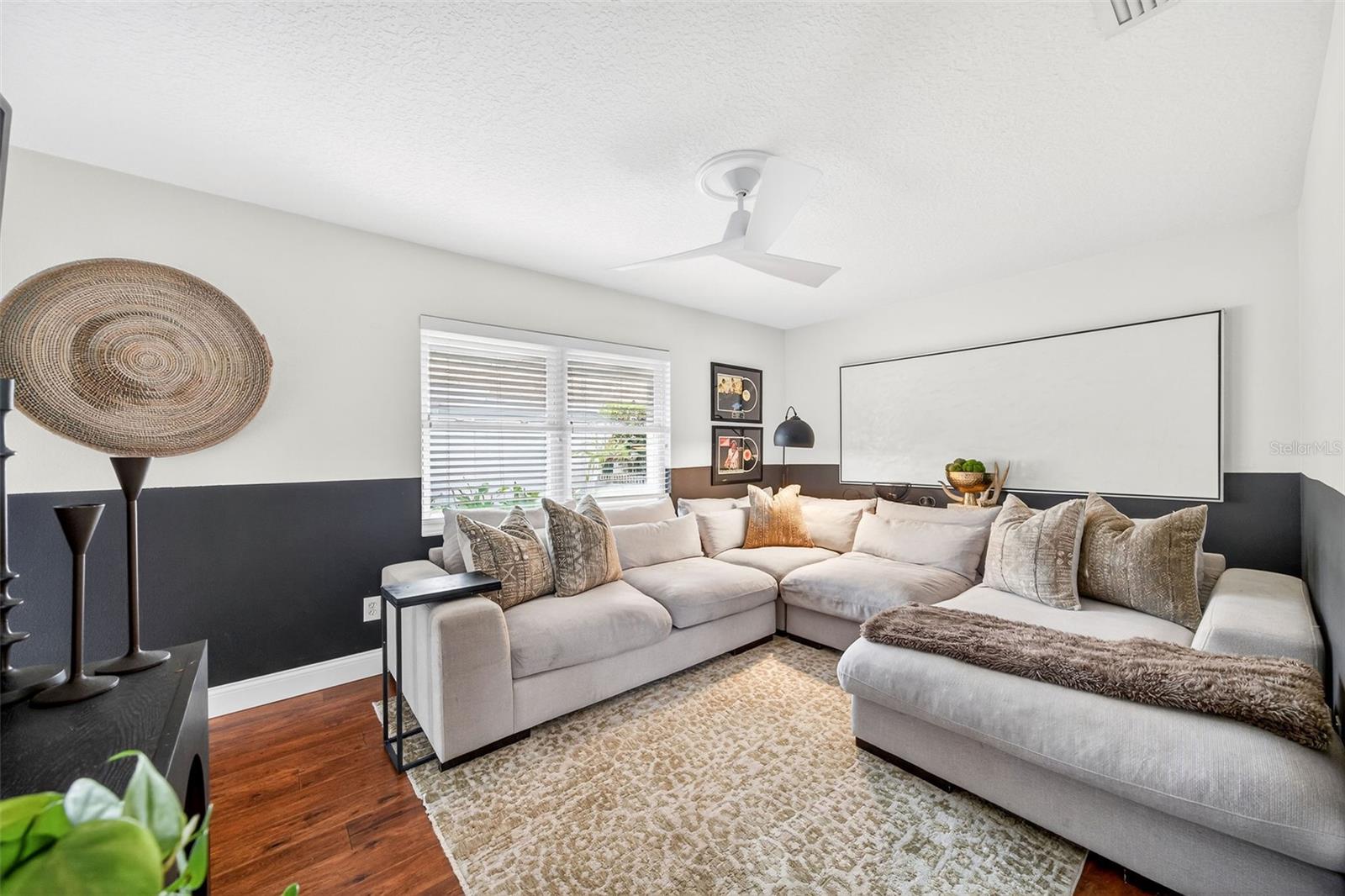 1523 EASTIN AVE, ORLANDO, FL, 32804