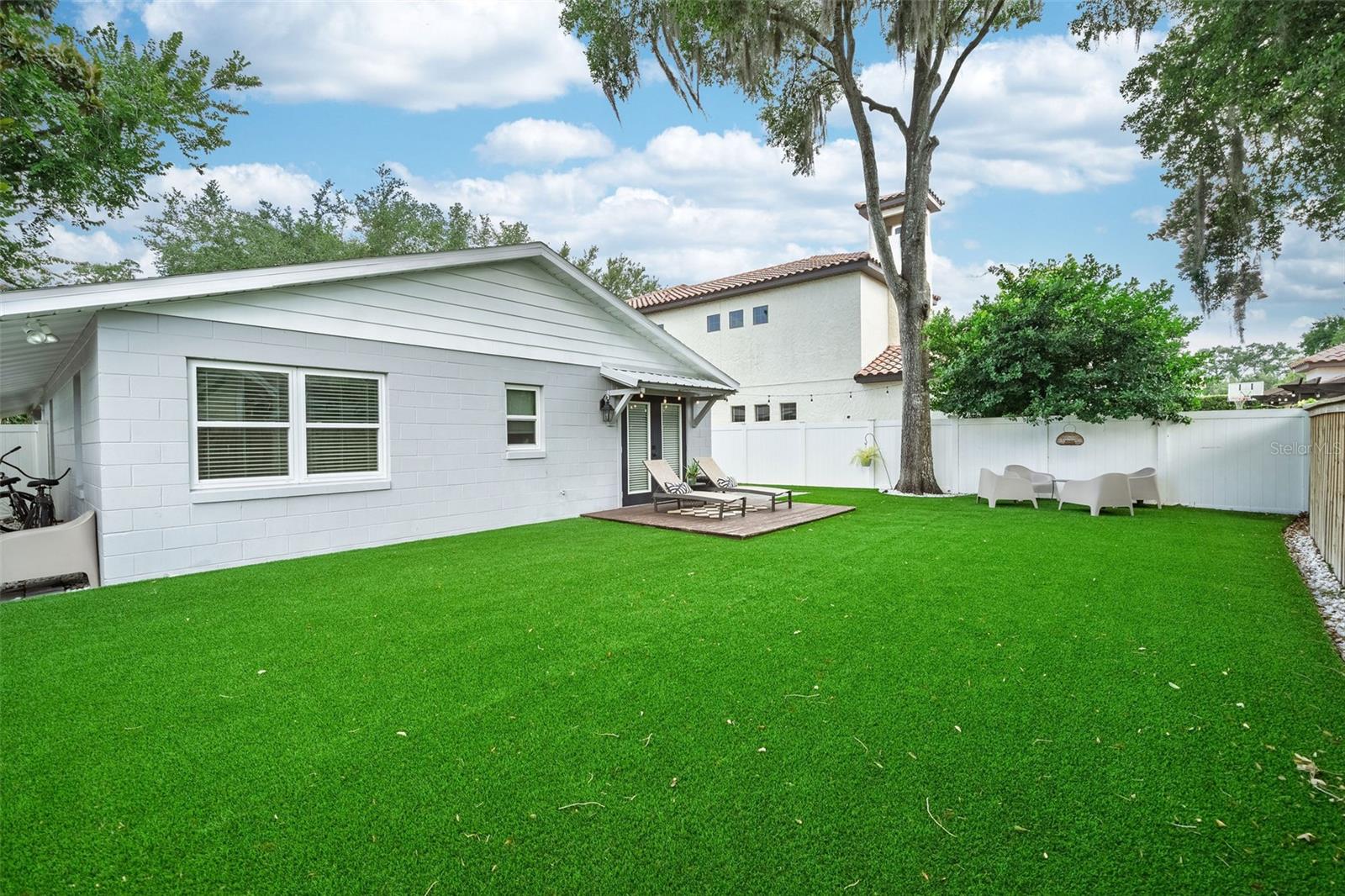 1523 EASTIN AVE, ORLANDO, FL, 32804