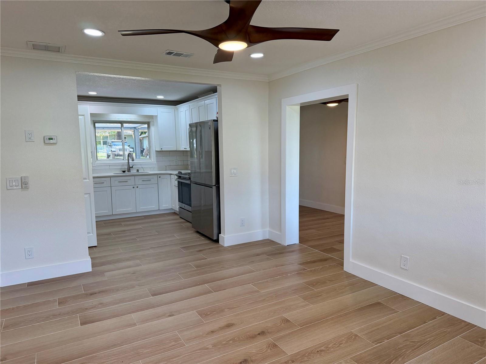 301 S SEMINOLE AVE, MINNEOLA, FL, 34715
