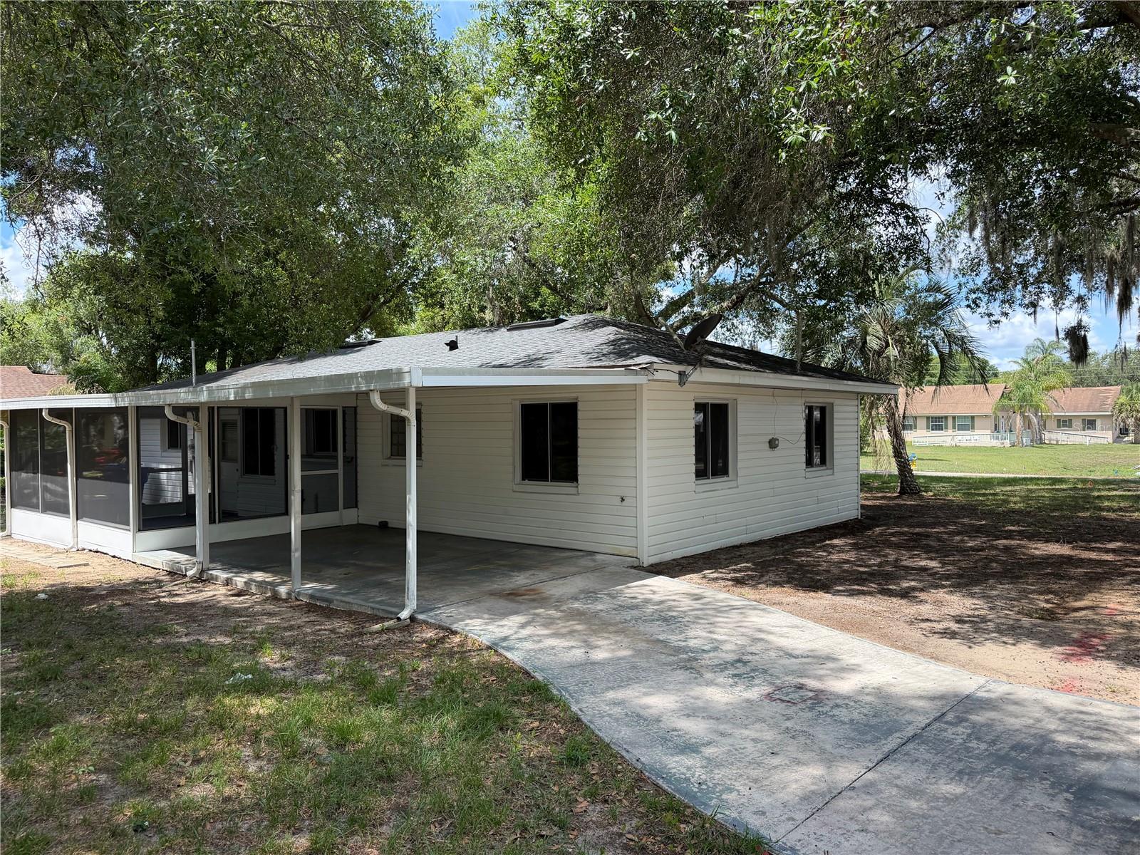 301 S SEMINOLE AVE, MINNEOLA, FL, 34715