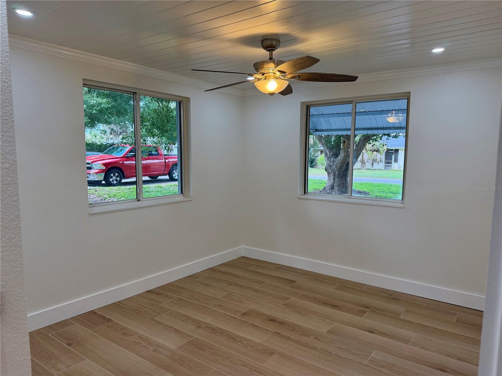 301 S SEMINOLE AVE, MINNEOLA, FL, 34715