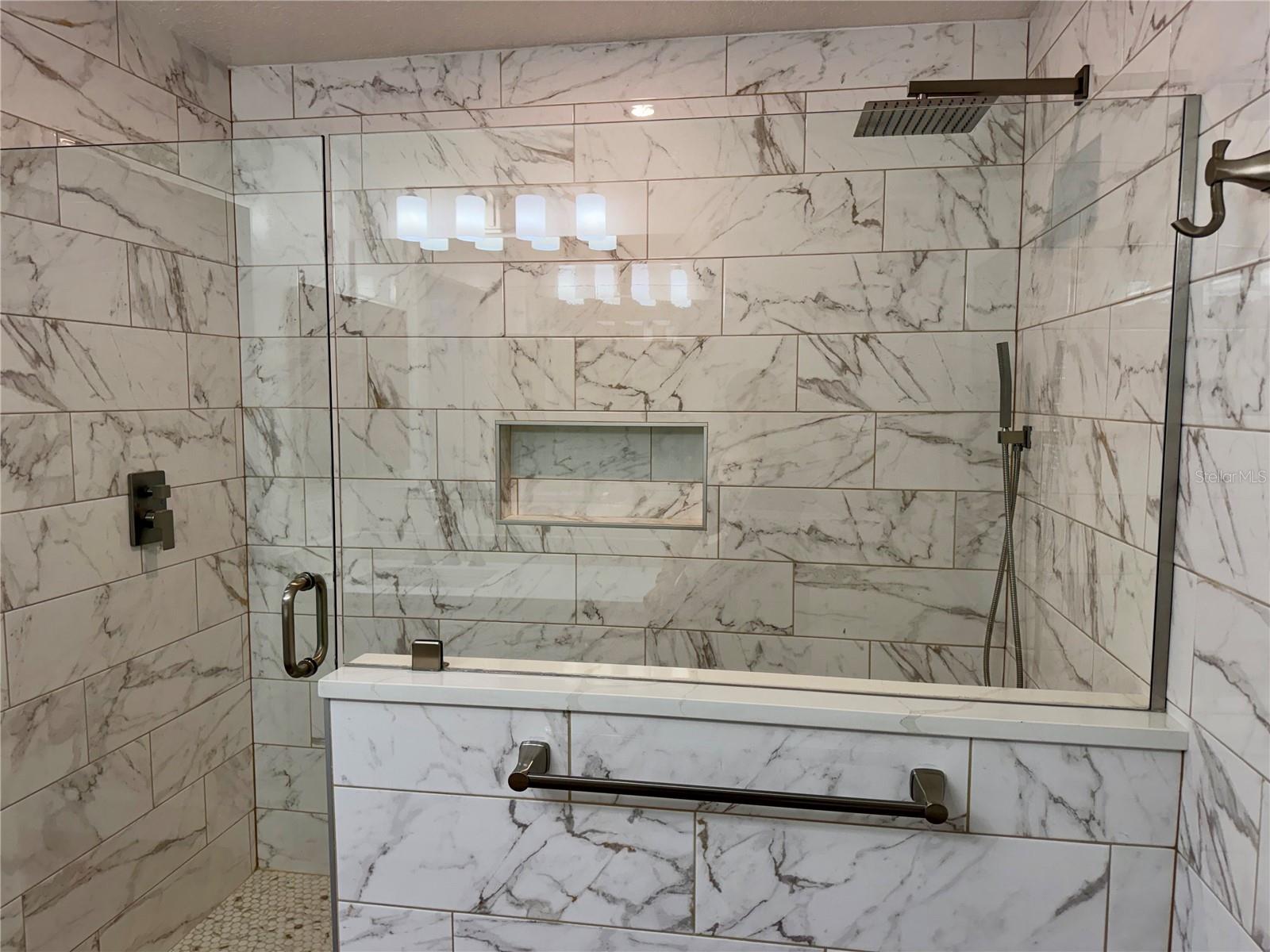 301 S SEMINOLE AVE, MINNEOLA, FL, 34715