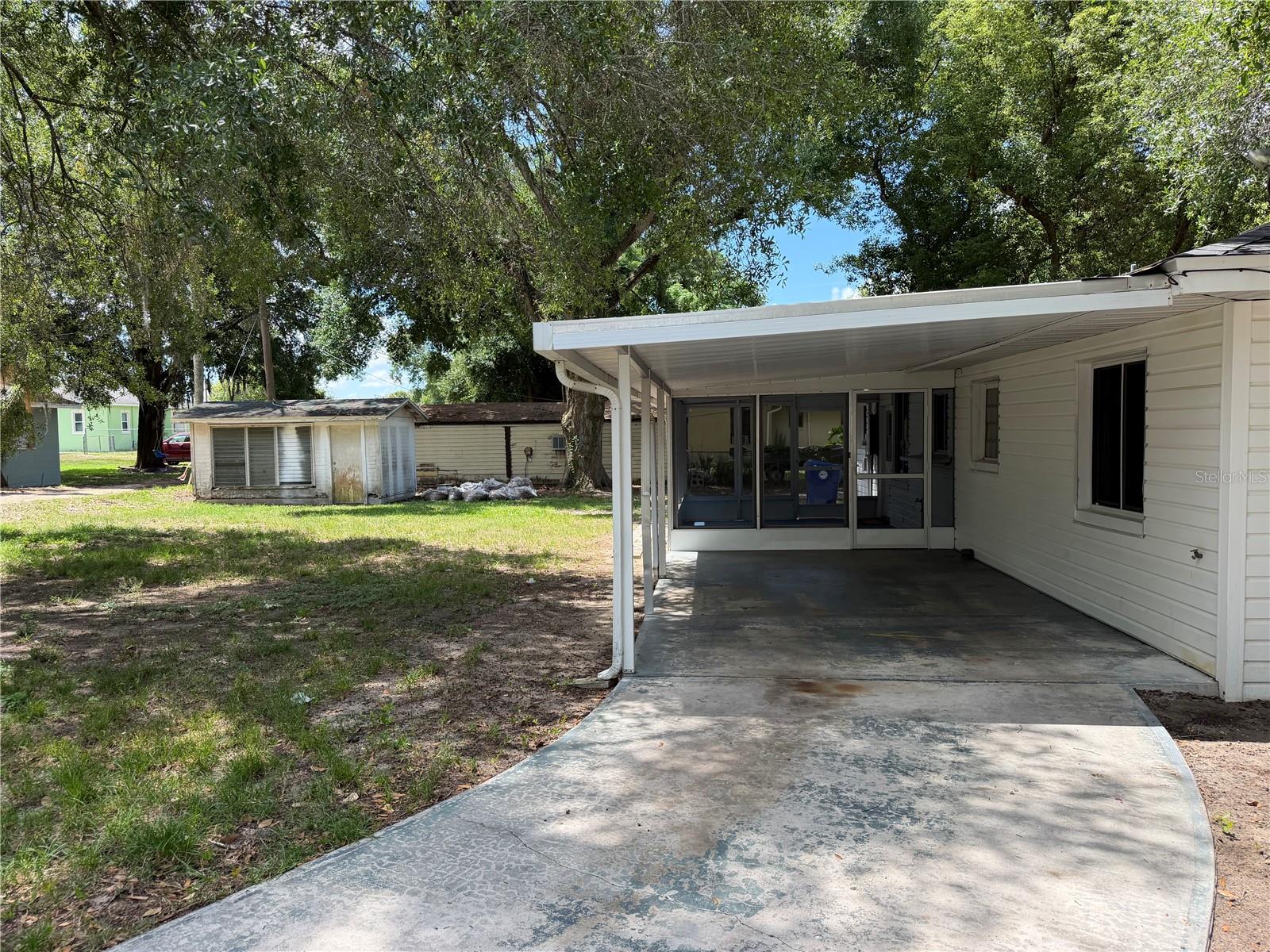 301 S SEMINOLE AVE, MINNEOLA, FL, 34715