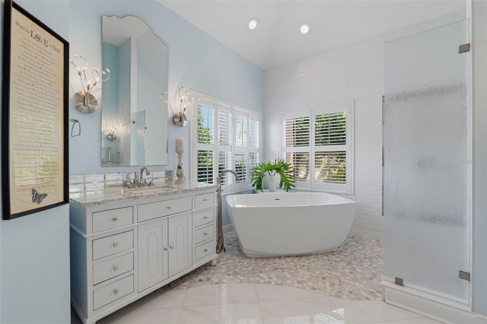 17912 SAINT CROIX ISLE DR, TAMPA, FL, 33647