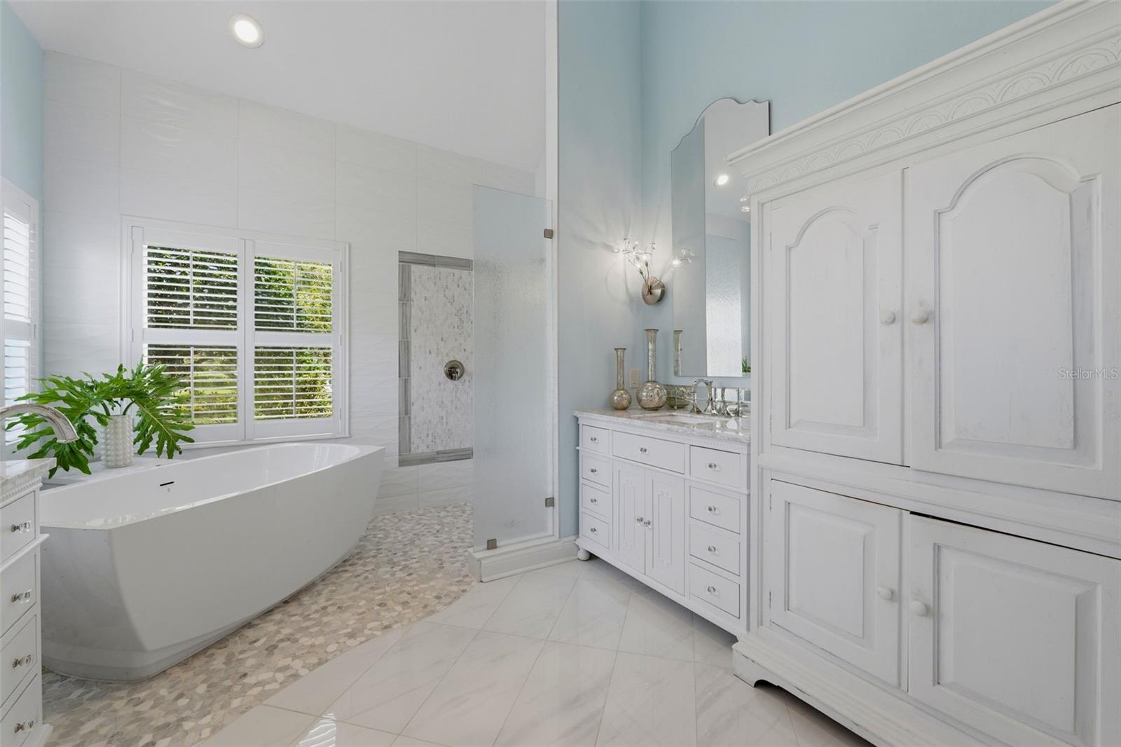 17912 SAINT CROIX ISLE DR, TAMPA, FL, 33647