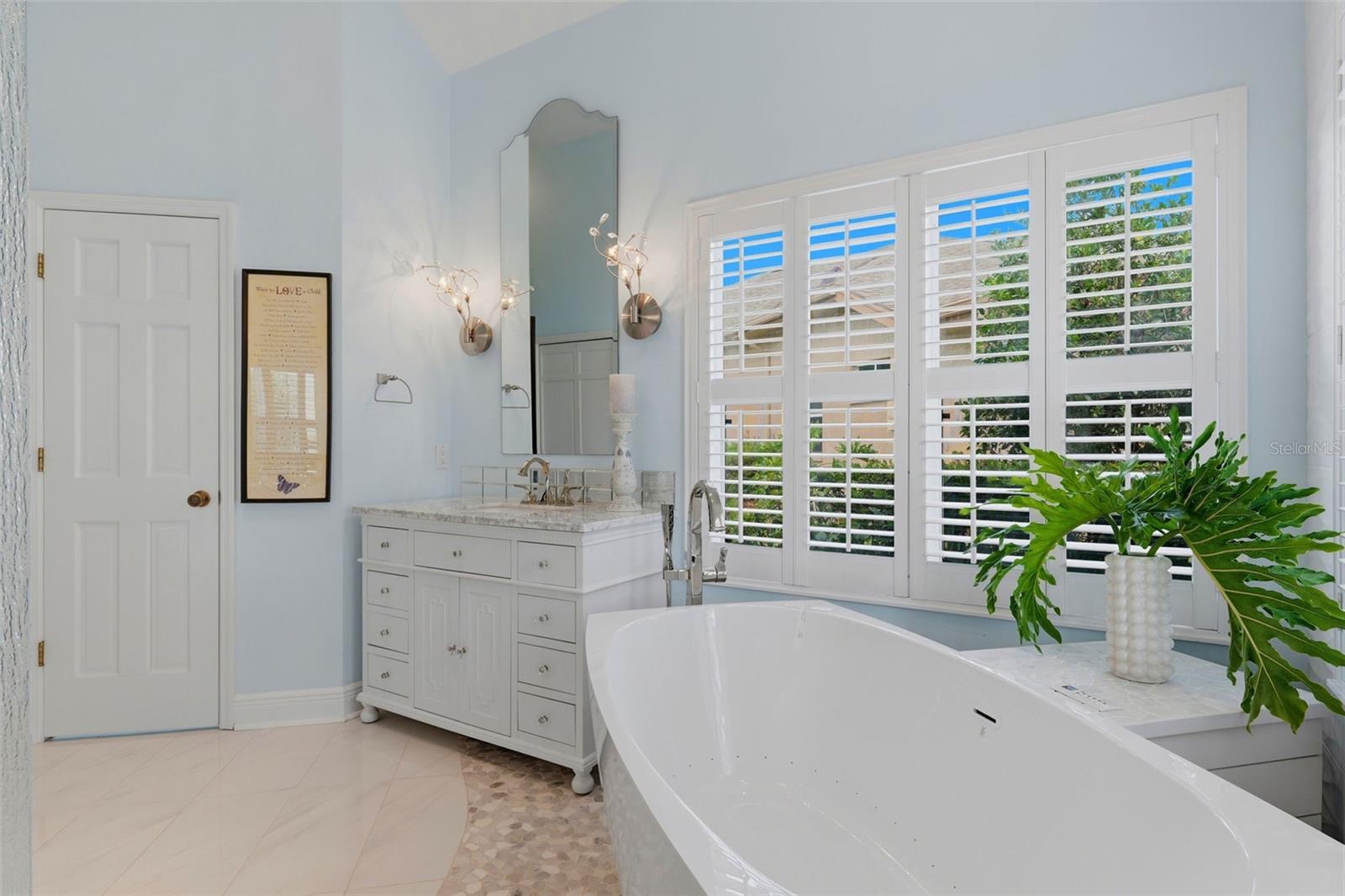 17912 SAINT CROIX ISLE DR, TAMPA, FL, 33647
