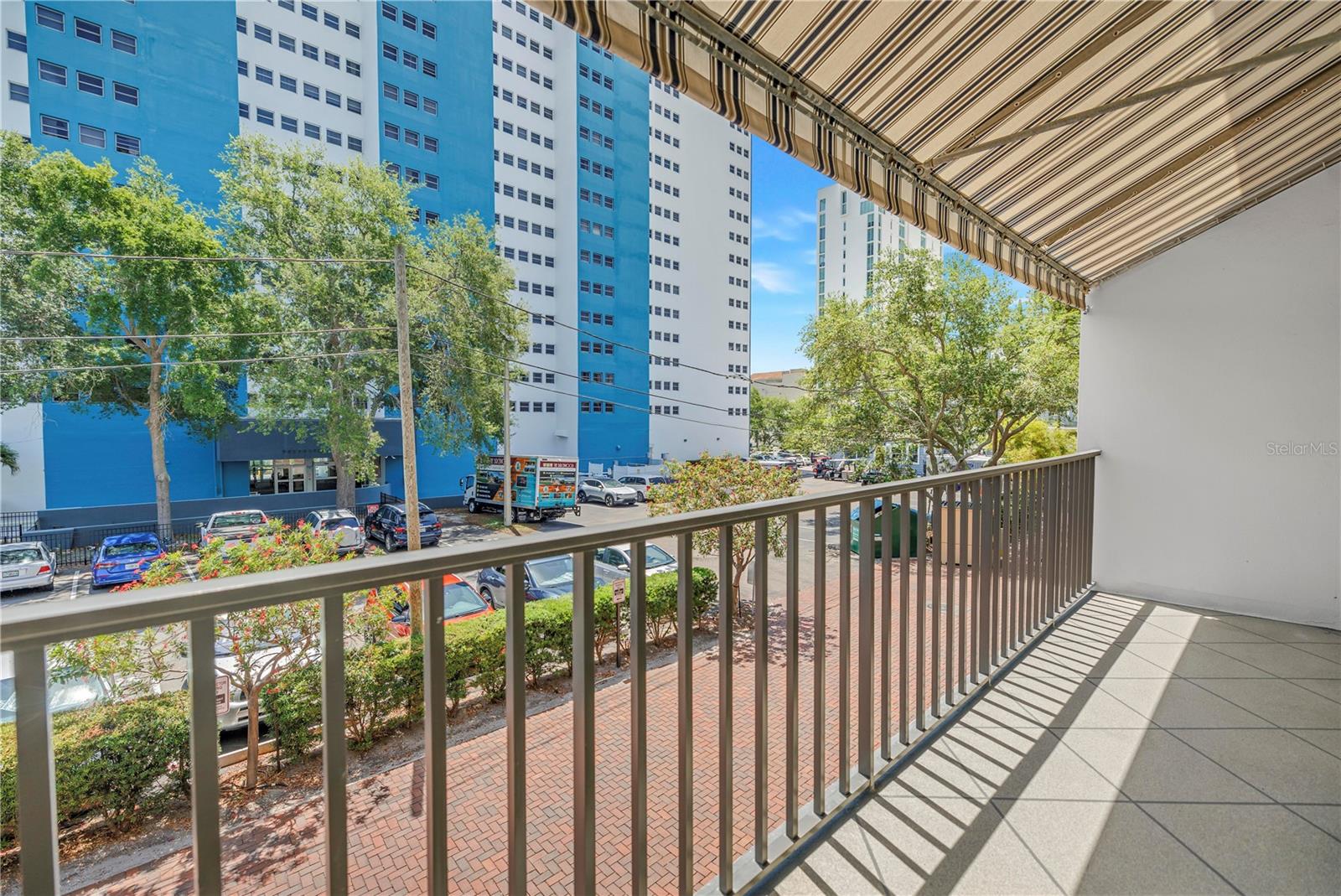 105 4TH AVE NE #220, ST PETERSBURG, FL, 33701