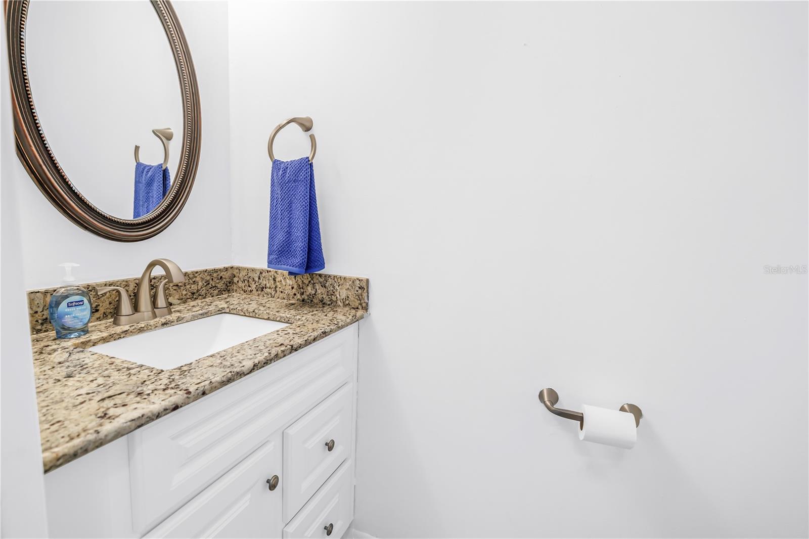 105 4TH AVE NE #220, ST PETERSBURG, FL, 33701