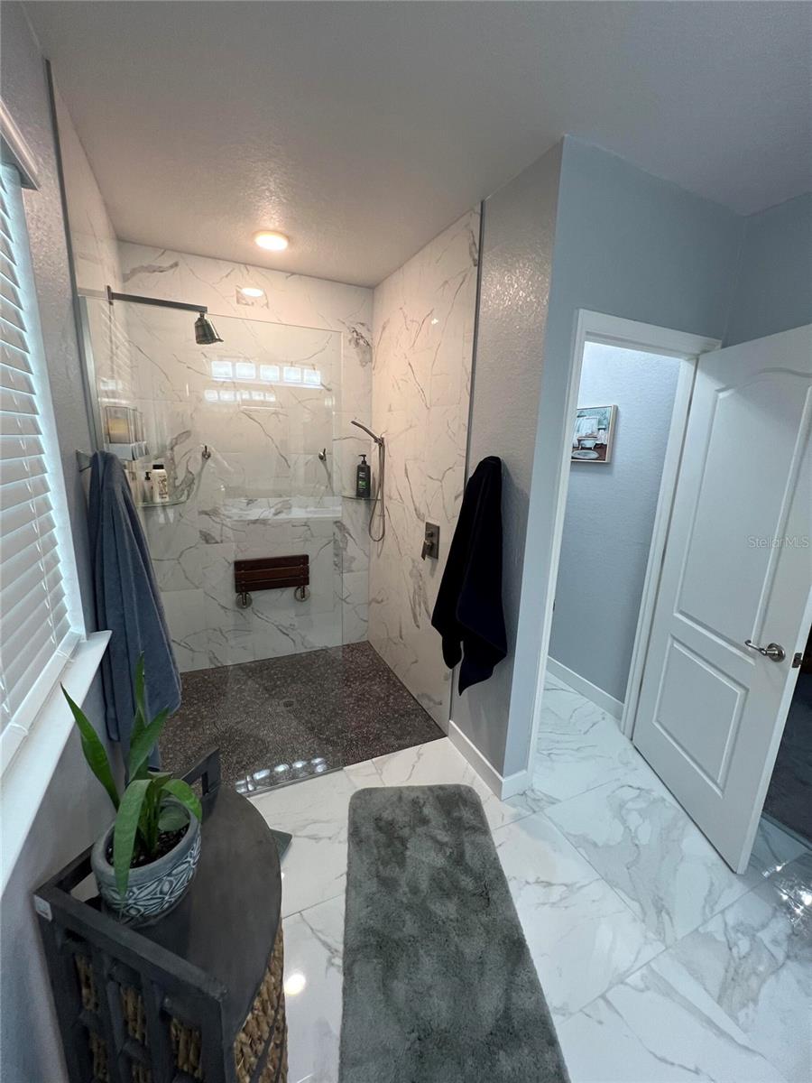 2595 HAGOPLAN LN, NORTH PORT, FL, 34288
