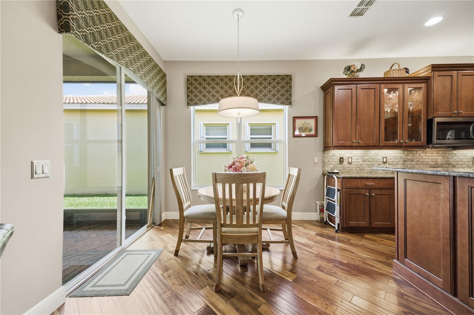 16239 CAPE CORAL DR, WIMAUMA, FL, 33598