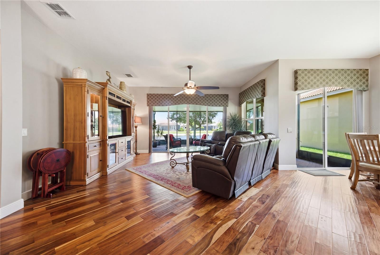 16239 CAPE CORAL DR, WIMAUMA, FL, 33598