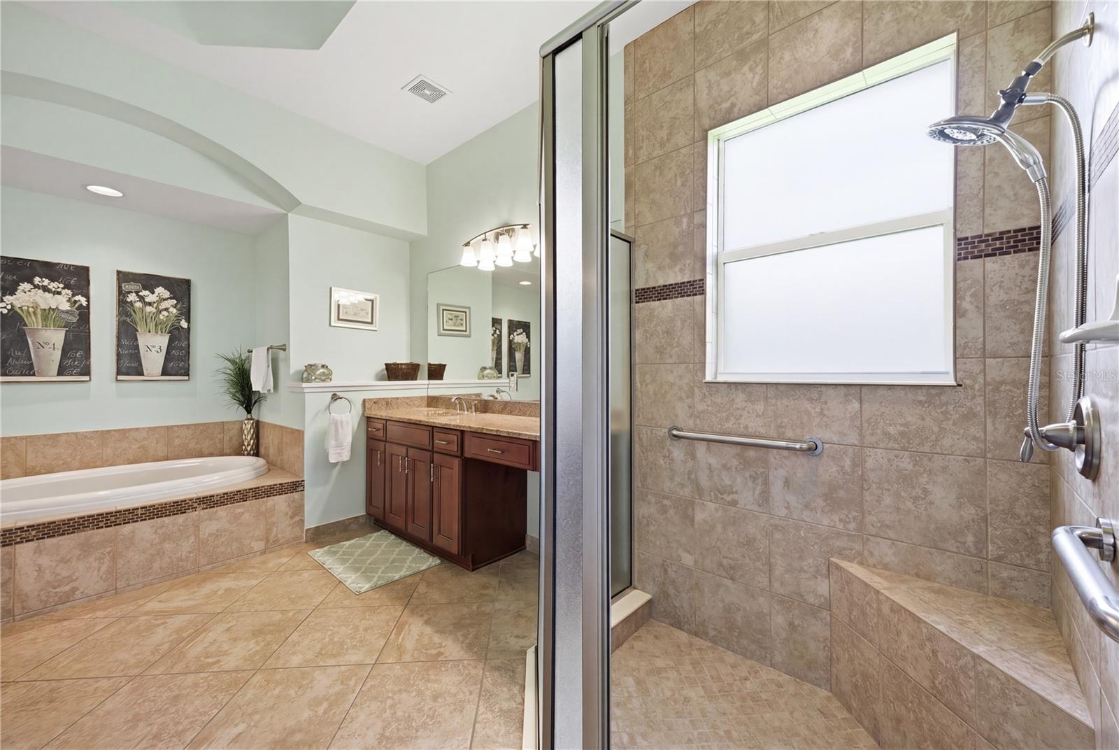16239 CAPE CORAL DR, WIMAUMA, FL, 33598
