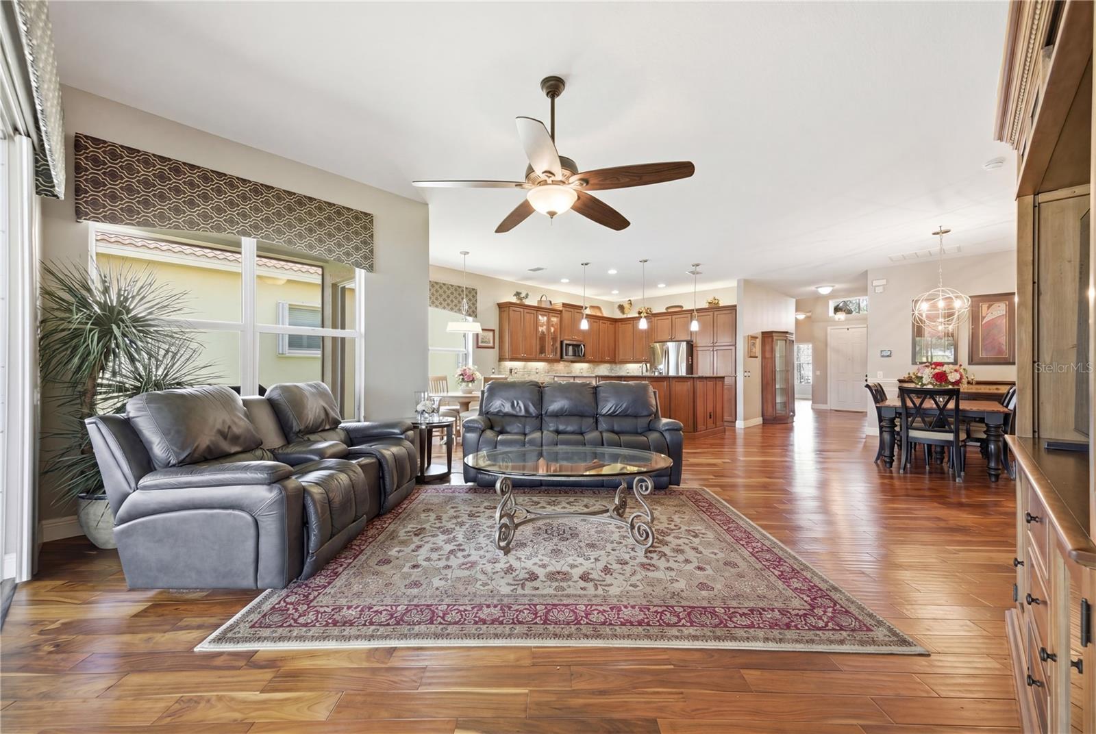 16239 CAPE CORAL DR, WIMAUMA, FL, 33598