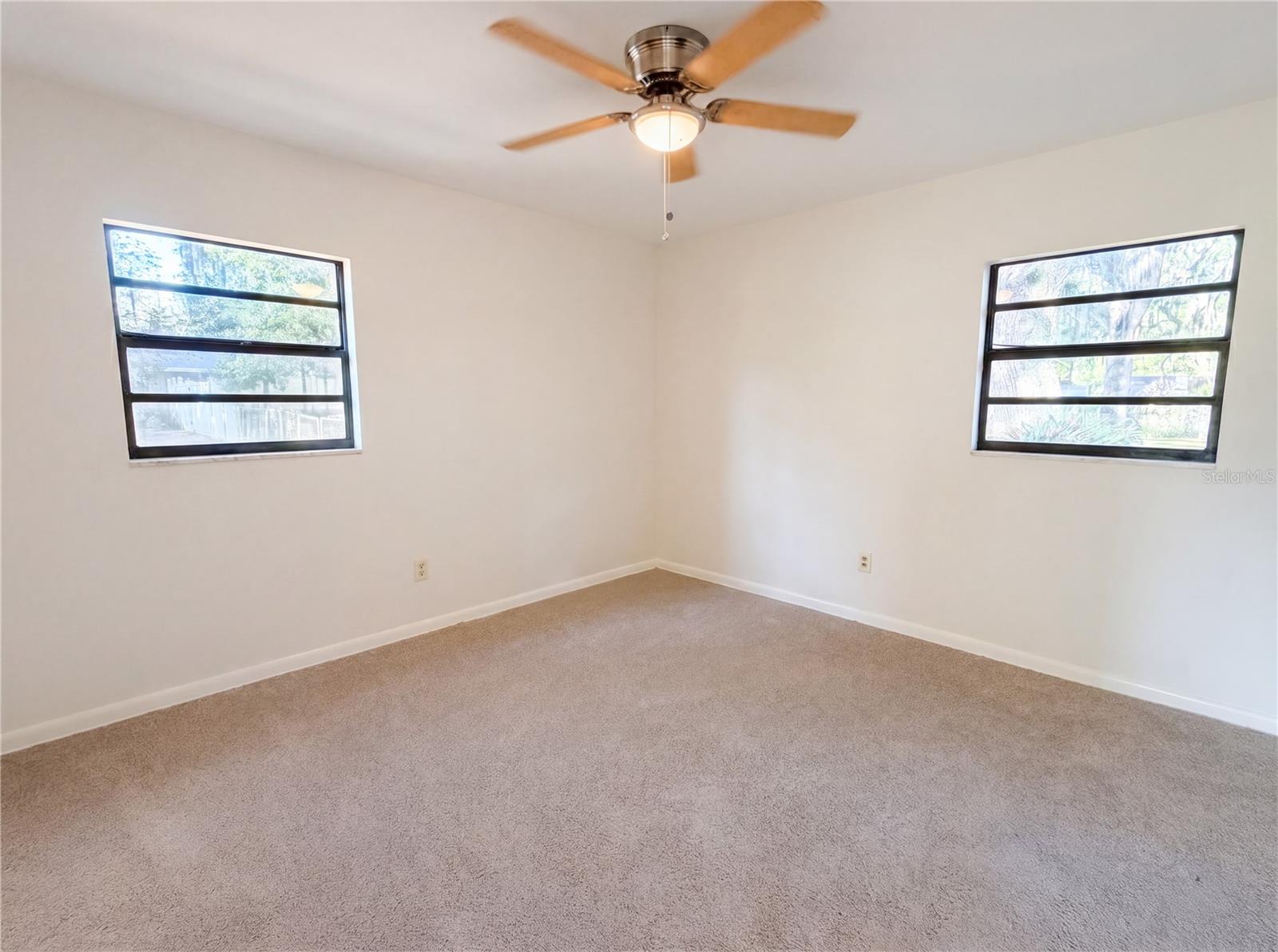 103 S KINGSWAY RD, SEFFNER, FL, 33584