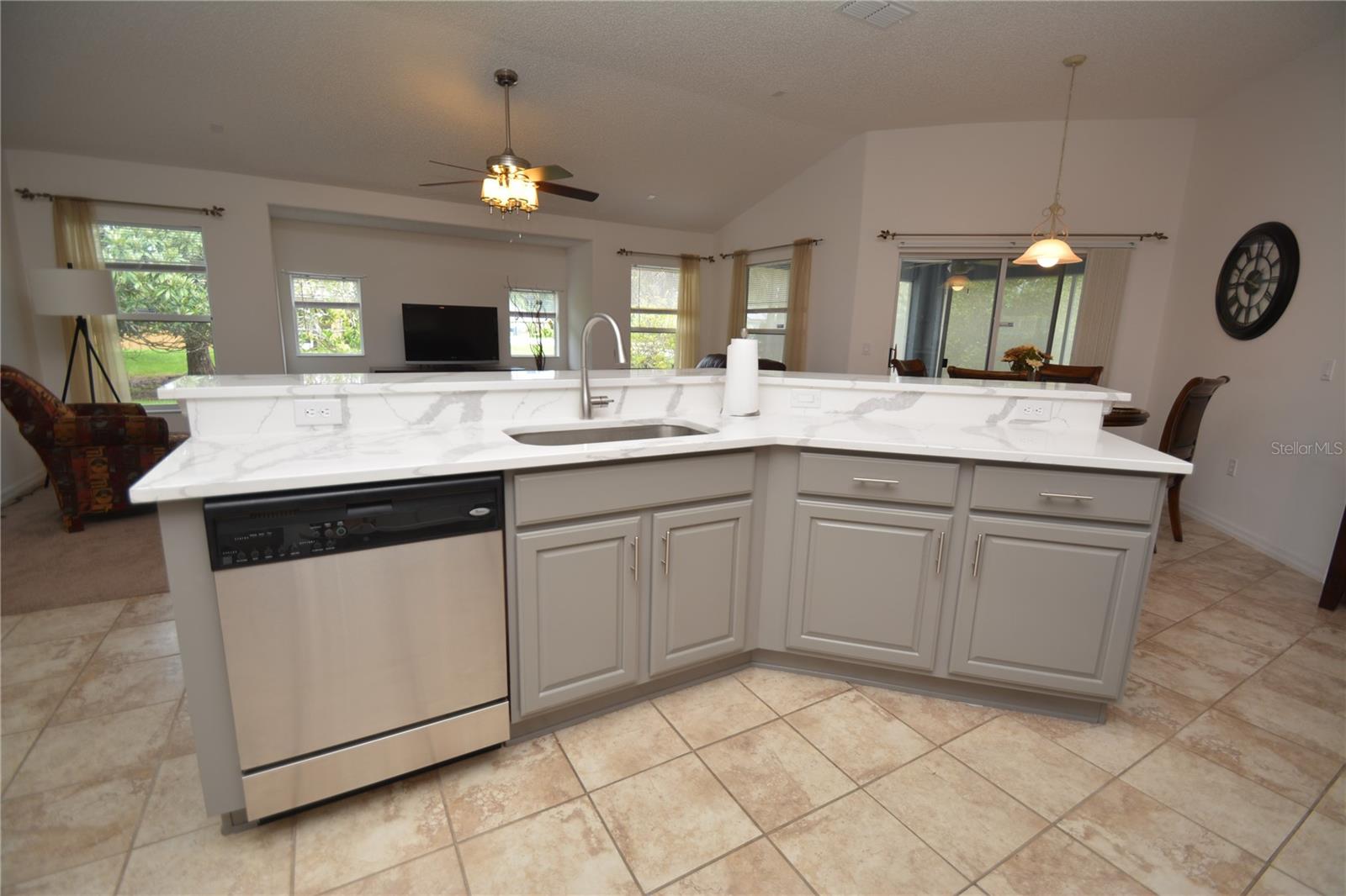 192 PINE GROVE DR, PALM COAST, FL, 32164