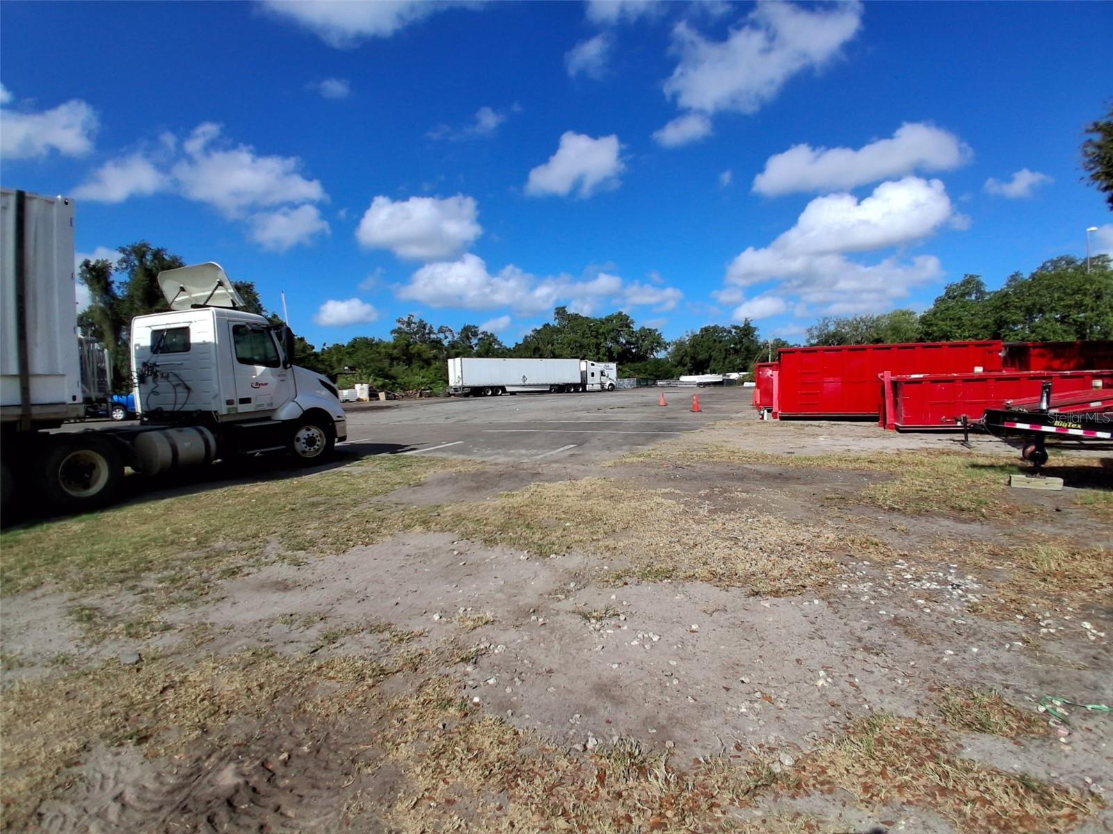 7001 CAUSEWAY BLVD, TAMPA, FL, 33619