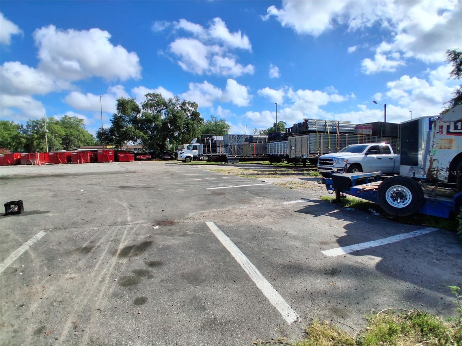 7001 CAUSEWAY BLVD, TAMPA, FL, 33619