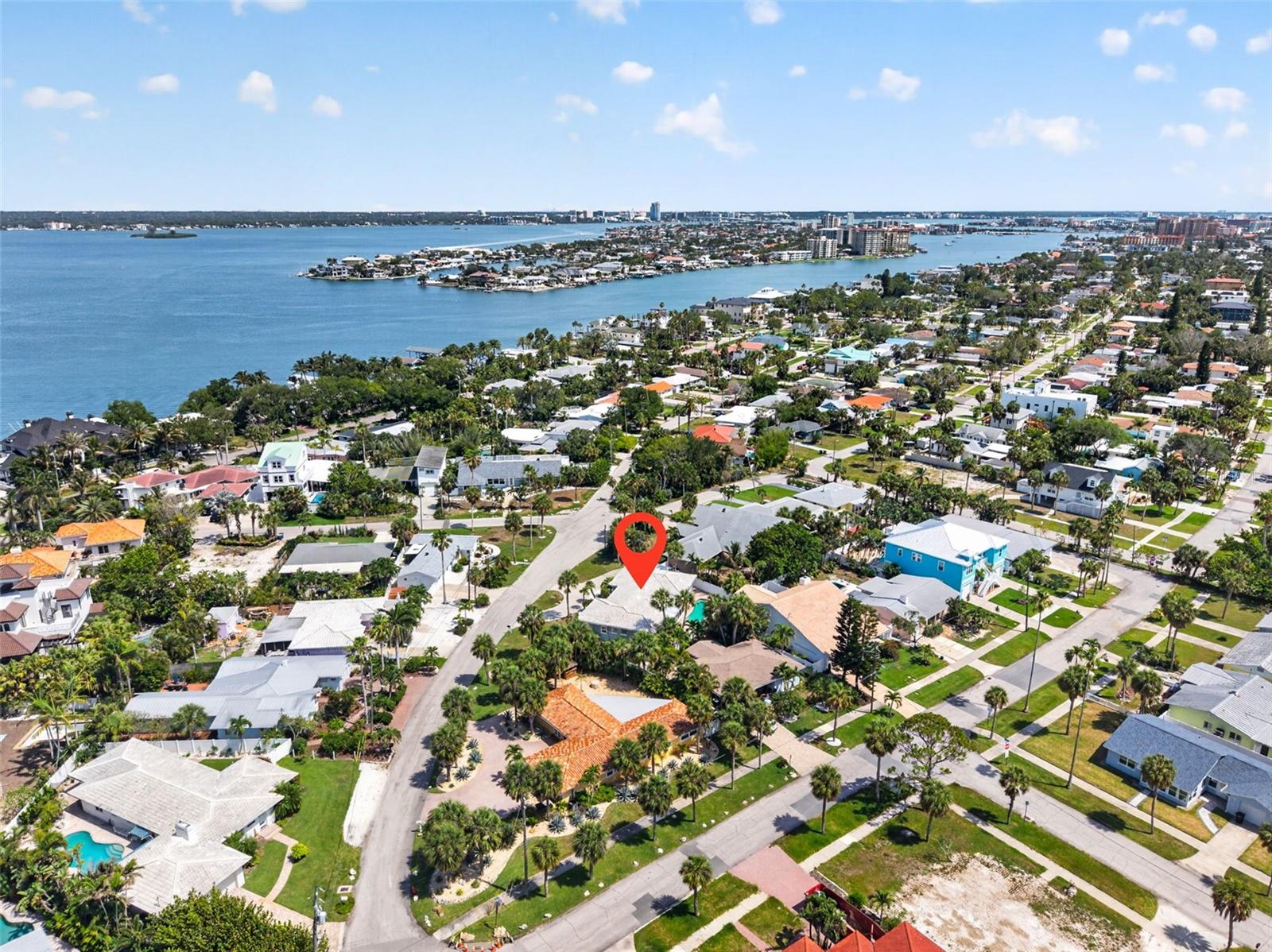 976 NARCISSUS AVE, CLEARWATER BEACH, FL, 33767