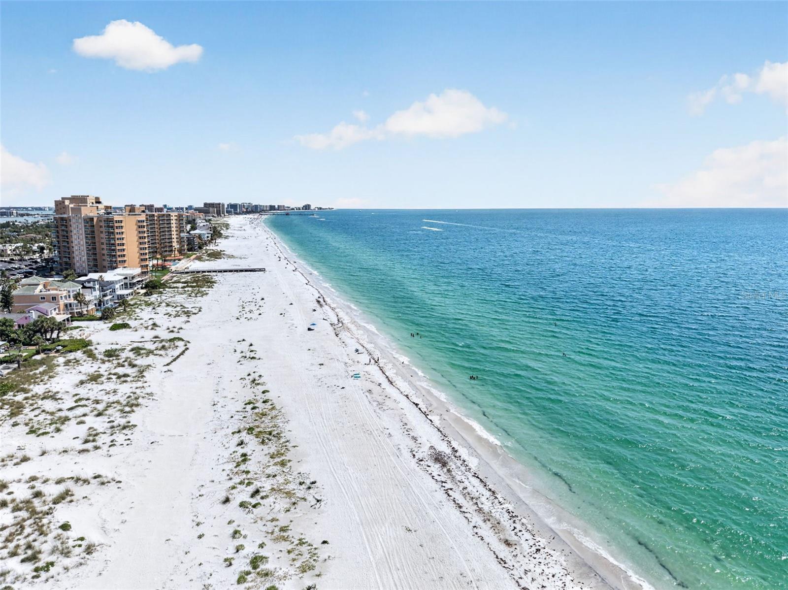 976 NARCISSUS AVE, CLEARWATER BEACH, FL, 33767