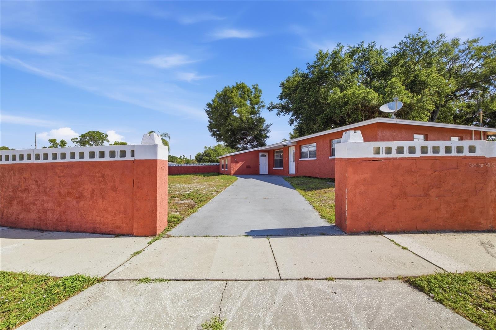 7102 DELLWOOD DR, TAMPA, FL, 33619