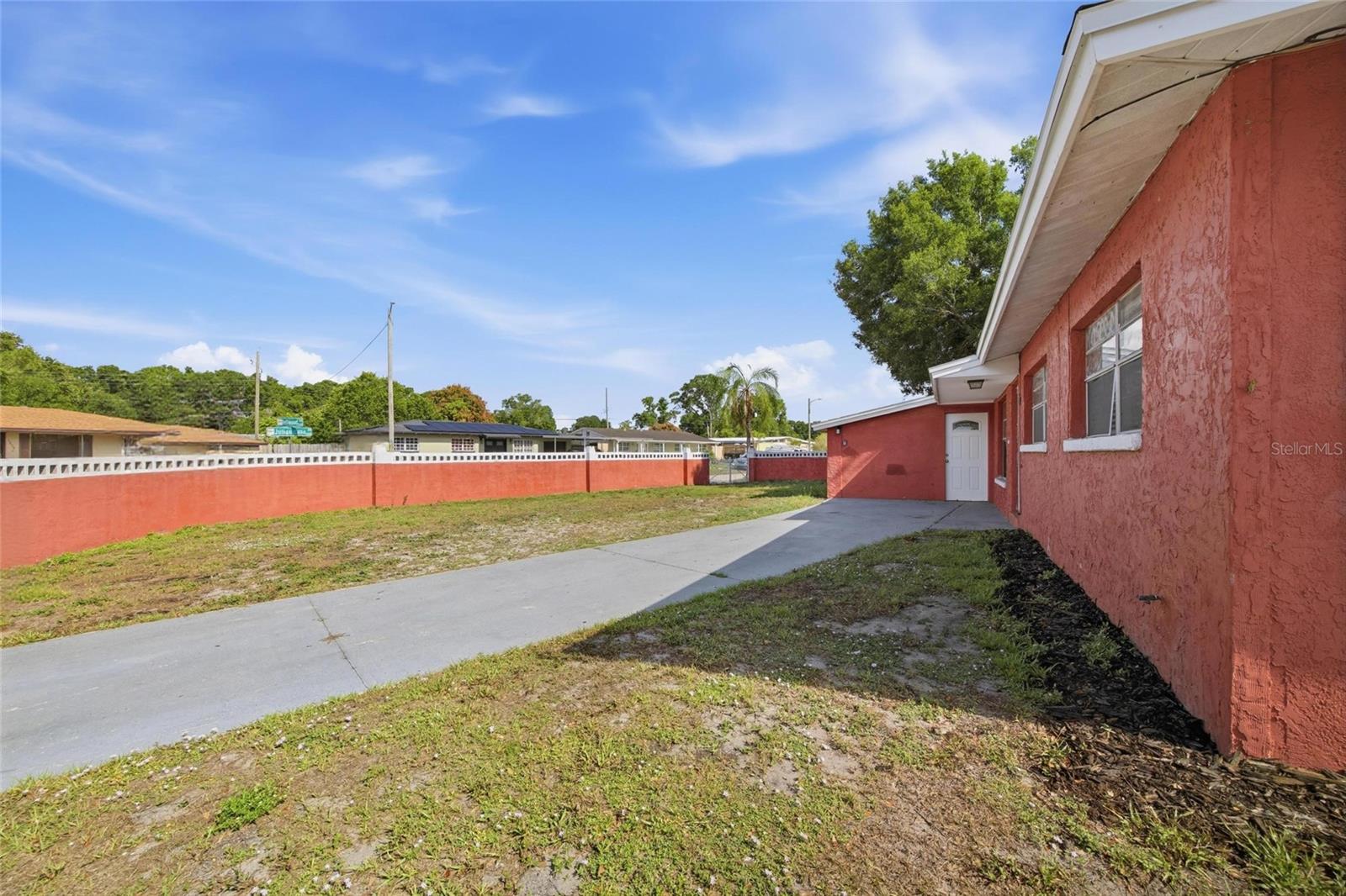 7102 DELLWOOD DR, TAMPA, FL, 33619