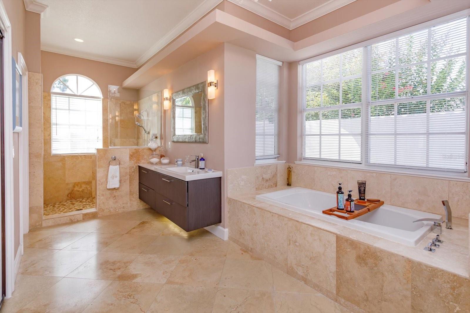 2428 BUTLER BAY DR N, WINDERMERE, FL, 34786