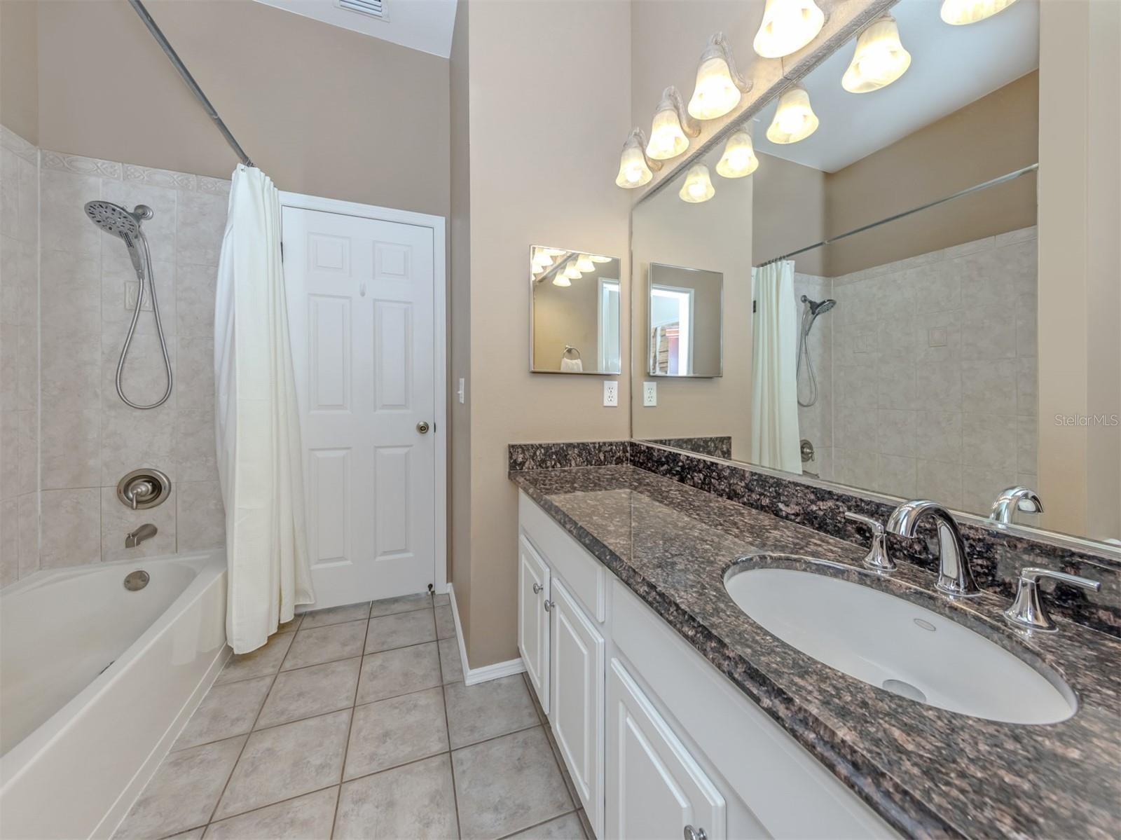 4322 MANFIELD DR, VENICE, FL, 34293