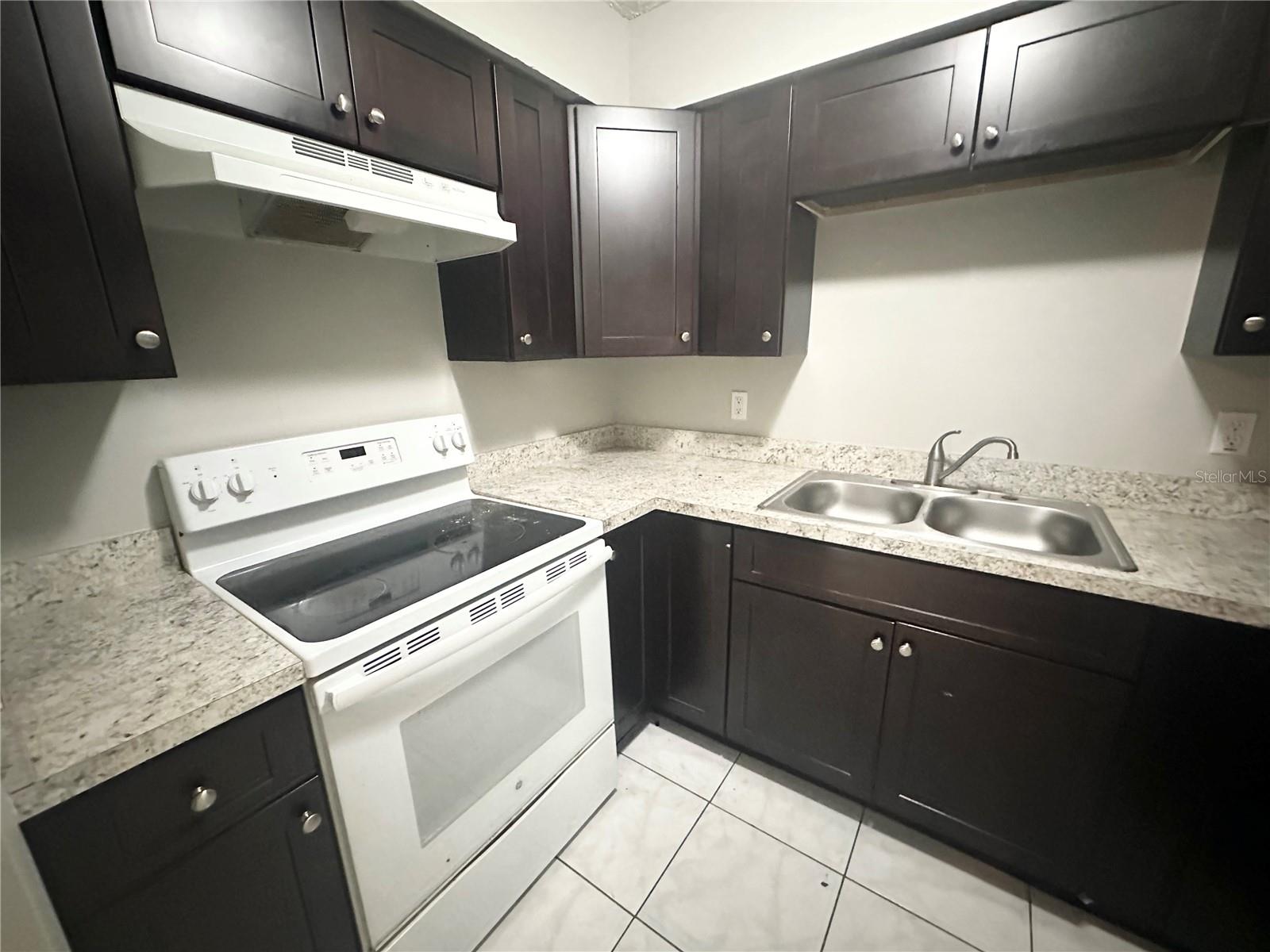 2121 S SAN GULLY RD #14 - 15, LAKELAND, FL, 33803