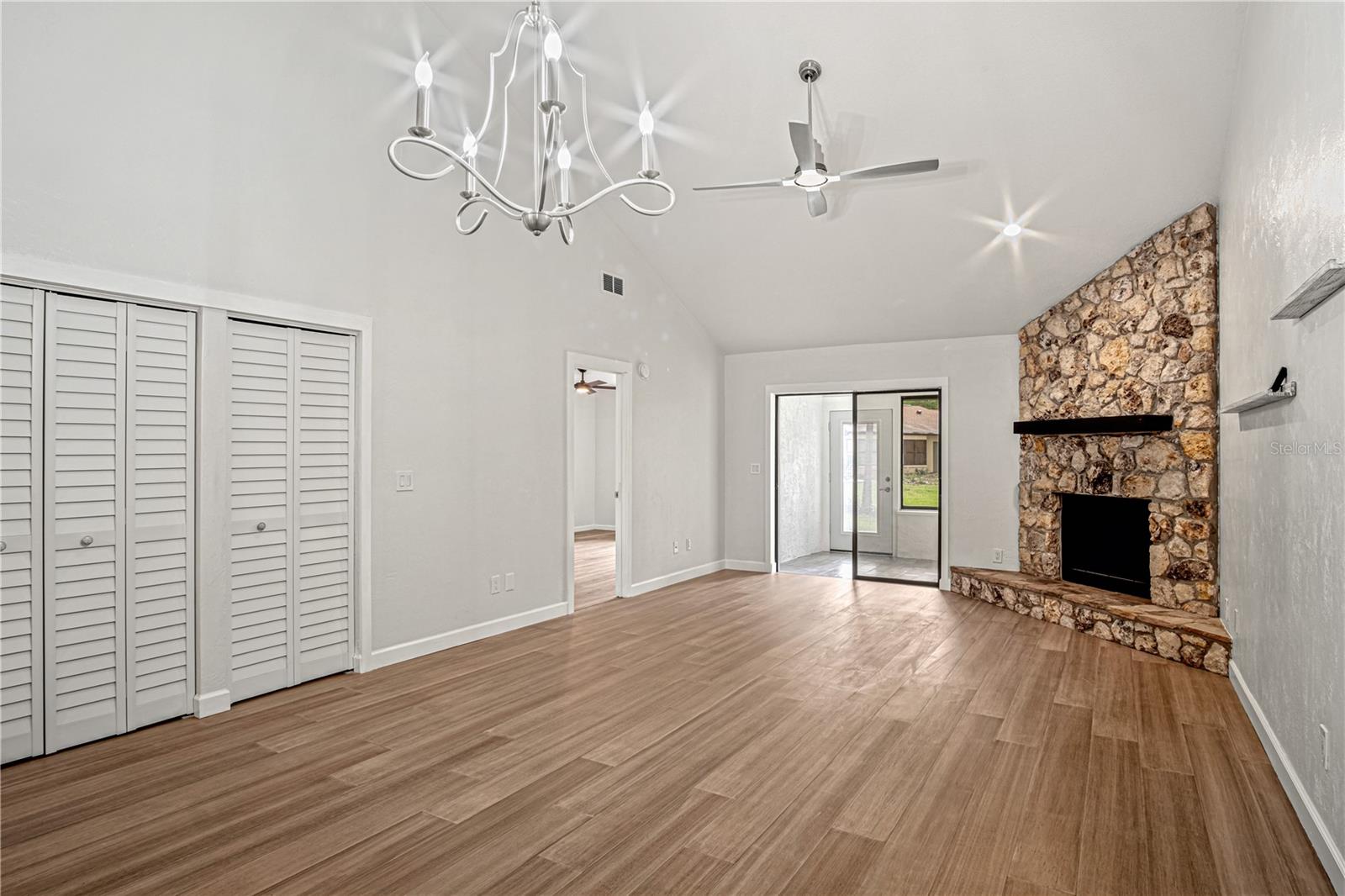 138 FOX FIRE CIR, DAYTONA BEACH, FL, 32114