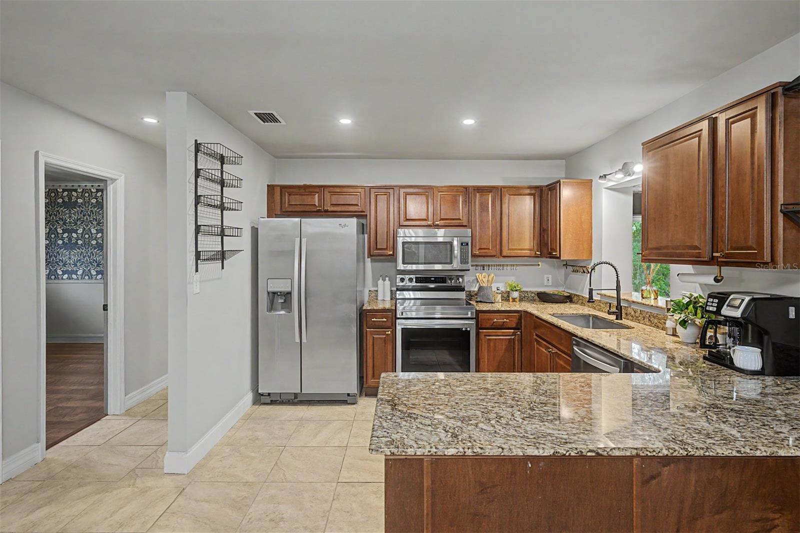 1405 JEN MA JO LN, LUTZ, FL, 33549