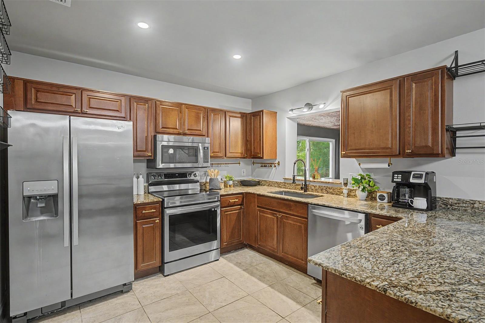 1405 JEN MA JO LN, LUTZ, FL, 33549