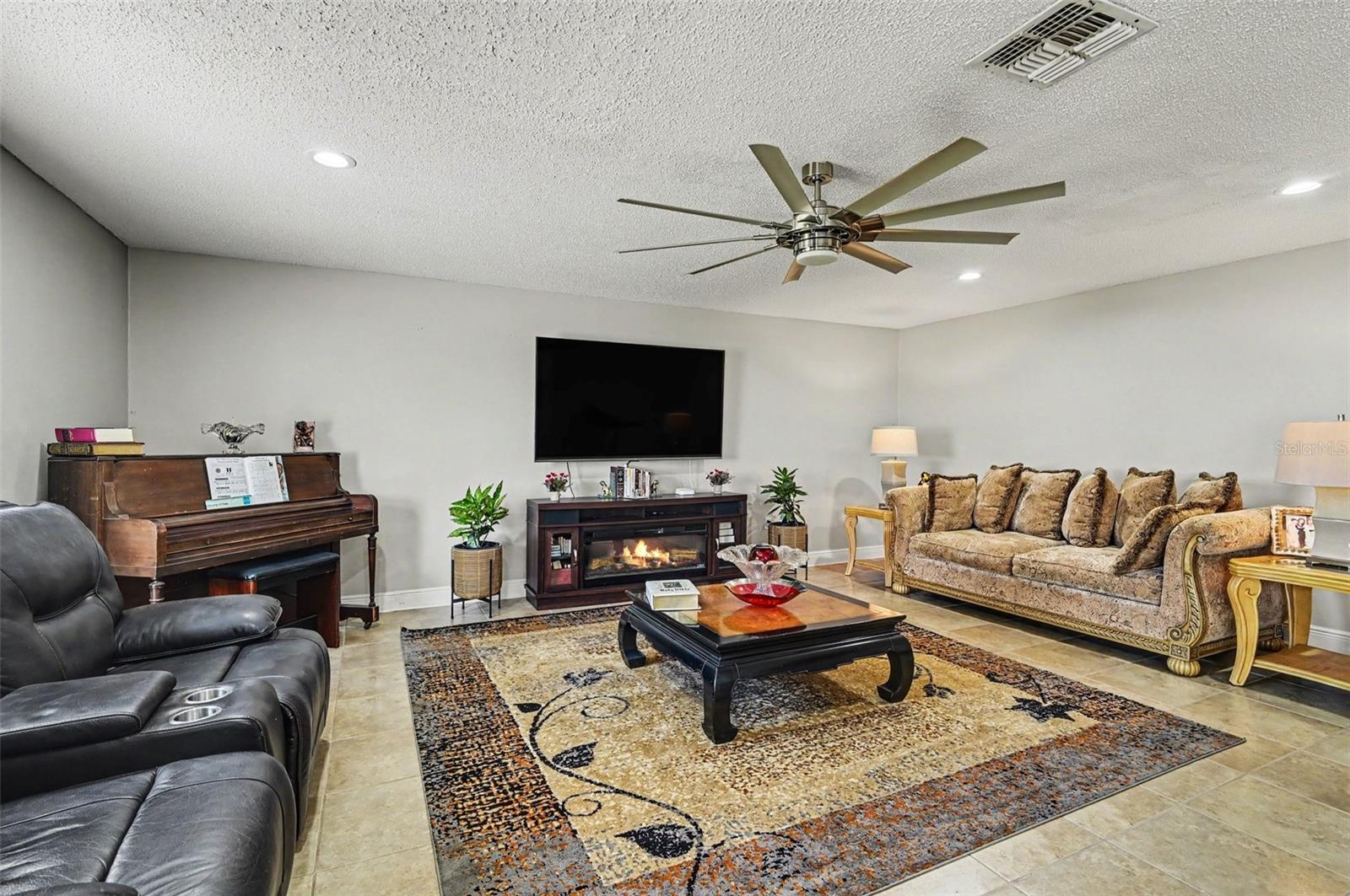 121 MAYFIELD DR, SANFORD, FL, 32771