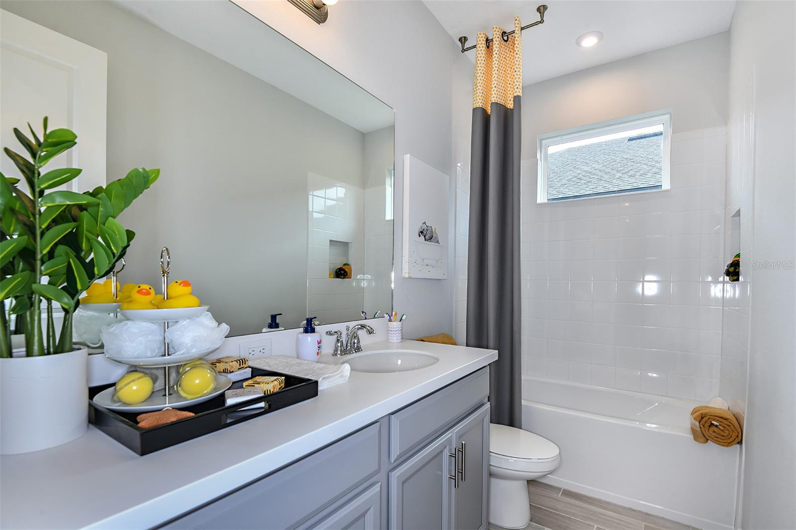 745 STEEL DR, APOLLO BEACH, FL, 33572