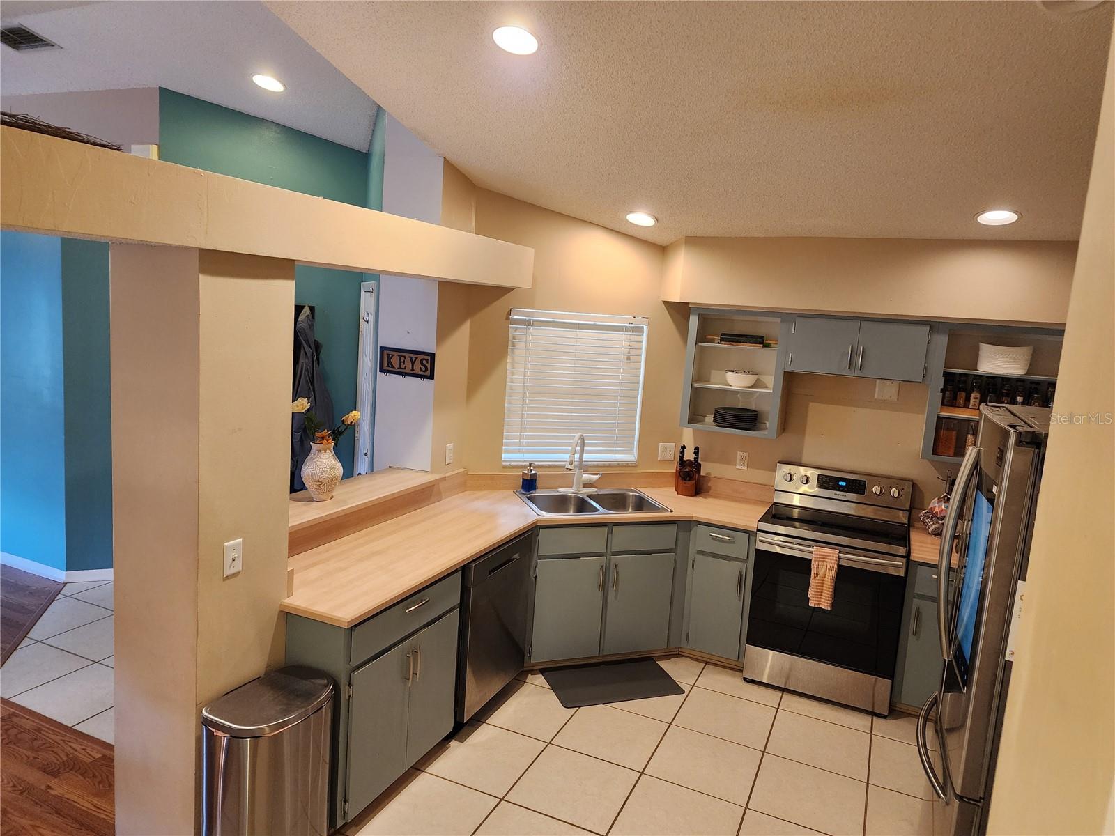 4011 PALO ALTO CT, ORLANDO, FL, 32817