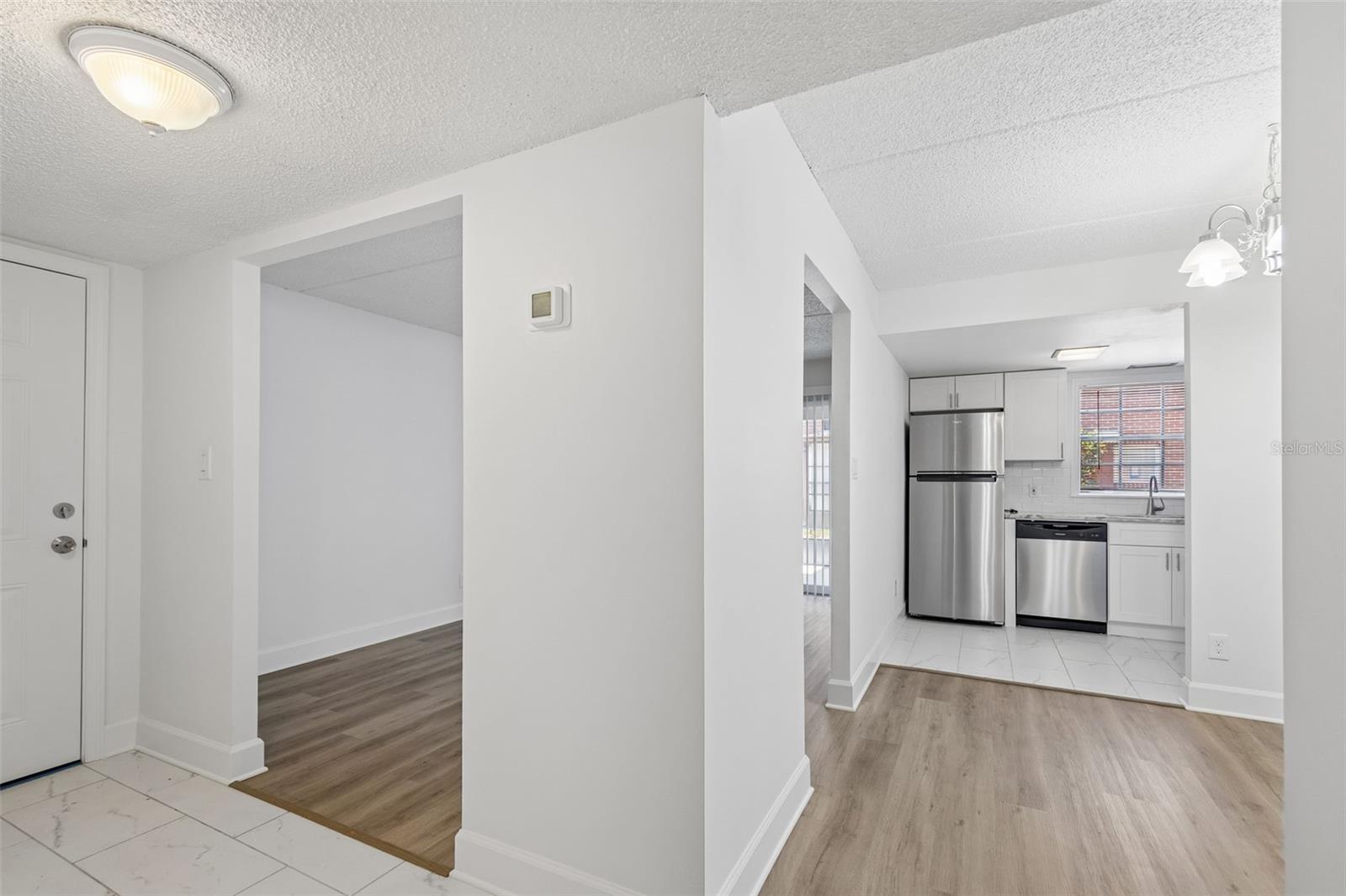 8460 13TH ST N #B, ST PETERSBURG, FL, 33702