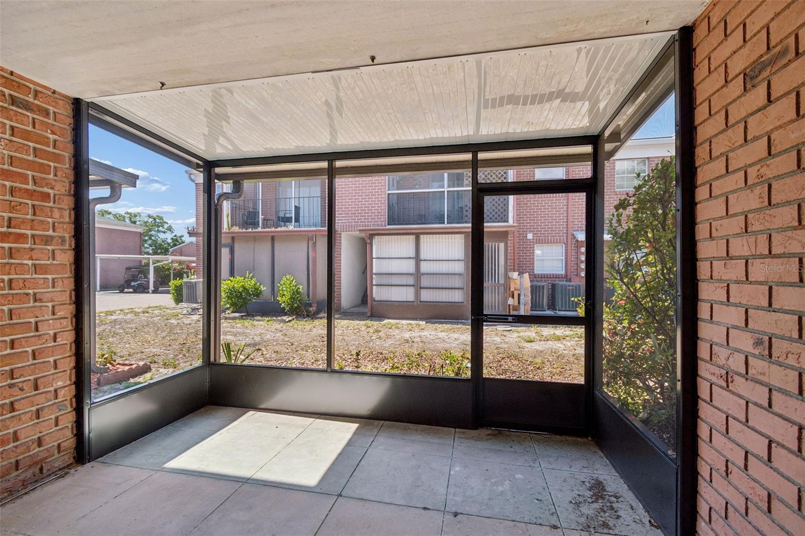 8460 13TH ST N #B, ST PETERSBURG, FL, 33702