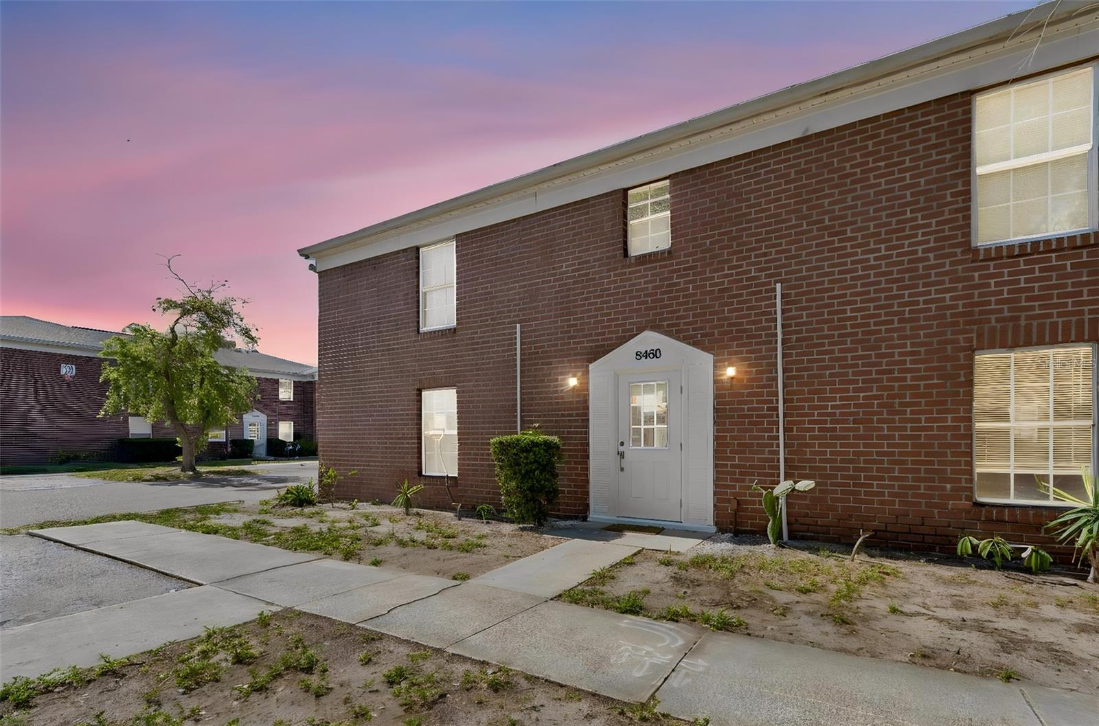 8460 13TH ST N #B, ST PETERSBURG, FL, 33702