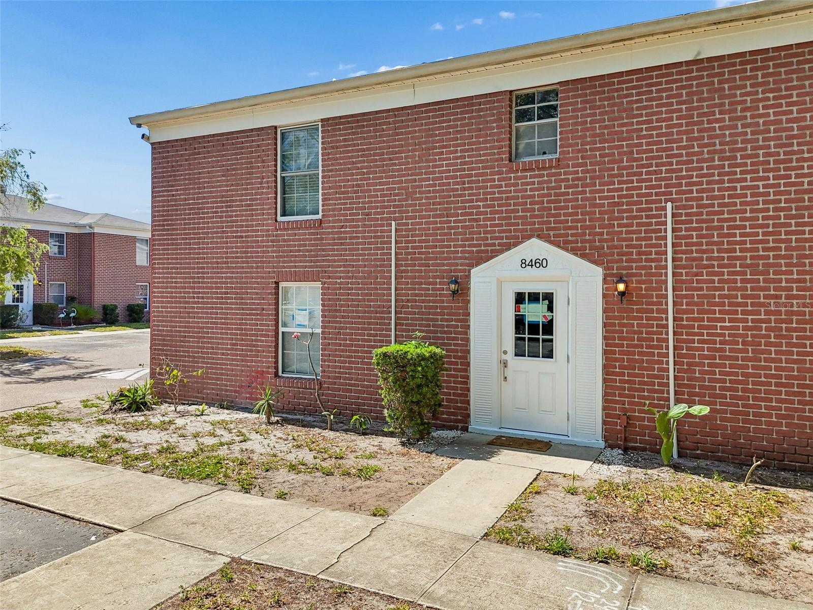 8460 13TH ST N #B, ST PETERSBURG, FL, 33702