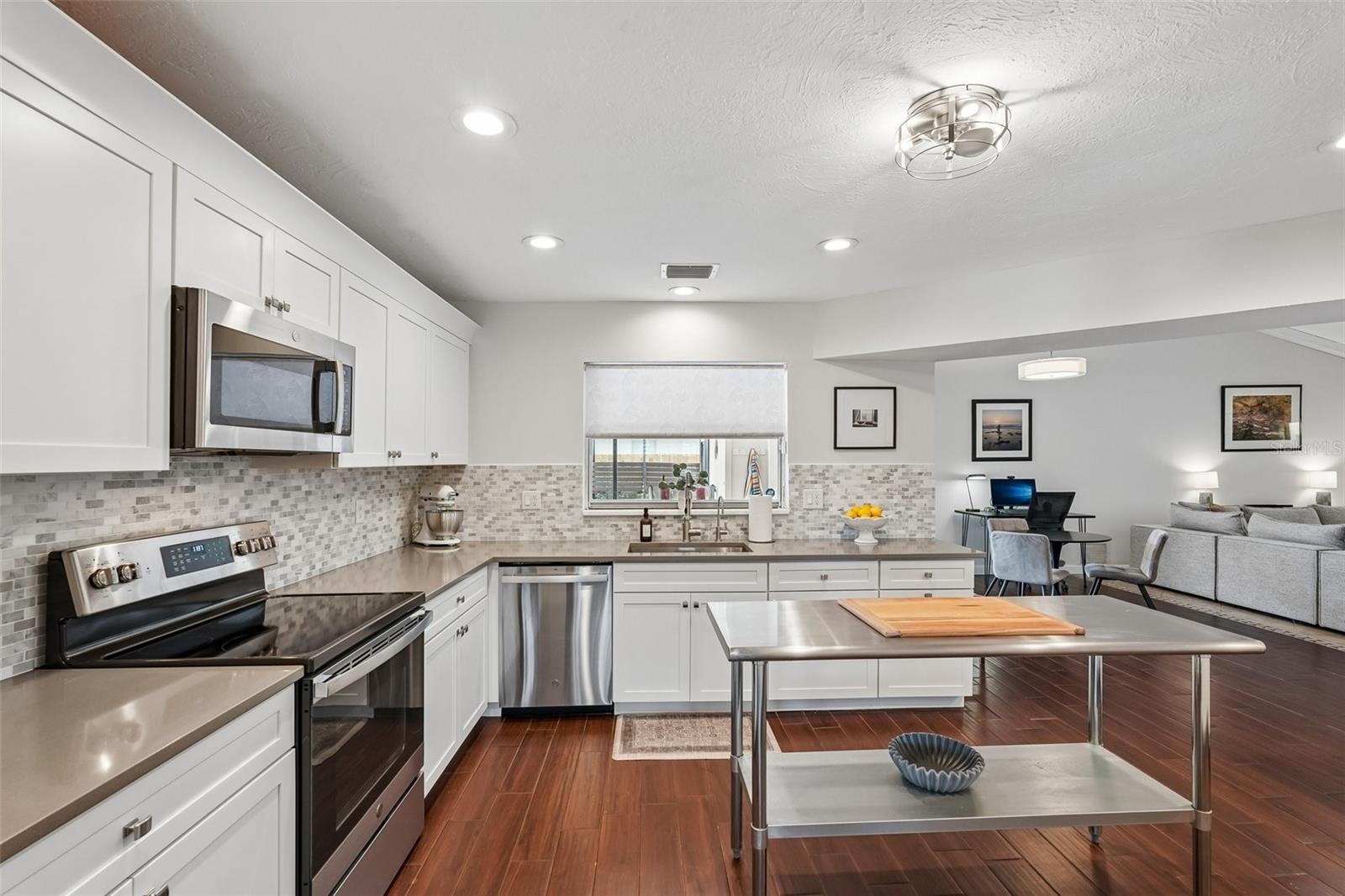 1201 JAMAICA RD, VENICE, FL, 34293